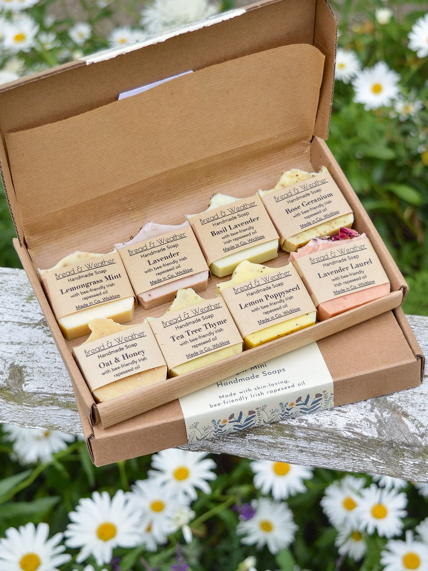 They are back… and they’ve had a little glow up ✨
The bestselling box of mini soaps is restocked. Now in a new upgraded box that’s even more beautiful for gifting (or self-gifting).
The new slim rectangular box holds all 8 mini s