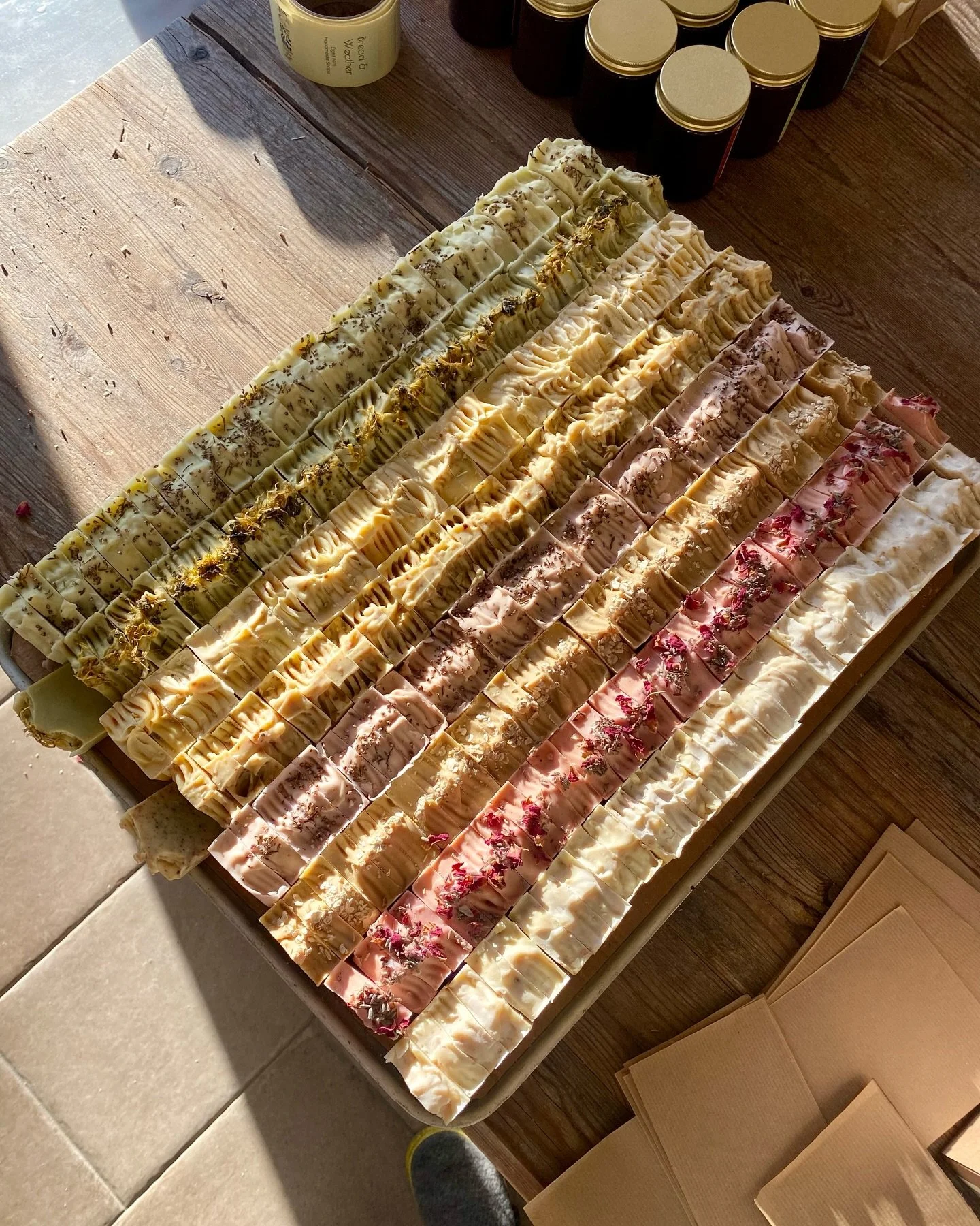 Every time I set out a new tray of these mini soaps for wrapping or curing, they call to me: &ldquo;Look at our adorable mini-ness! Look at our pretty colours! Take our photo!&rdquo; And so, more photos get added to the camera roll, which by now is 2