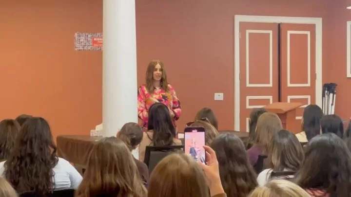 ✨💜✨ I am still so full from Sunday&rsquo;s NY event &mdash; the warmth in the room, the laughter, the honesty, the courage. To every single one of you who came: thank you.

I know it&rsquo;s not always easy to show up. To take the time, to say &ldqu