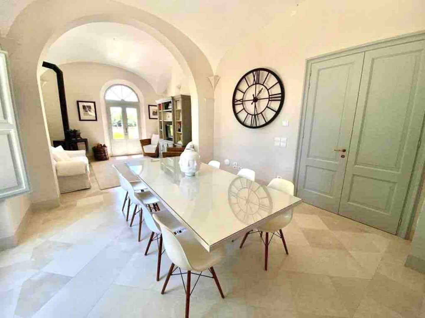 Manor-Umbria-openplan-kitchen-private-villa-rent.jpeg