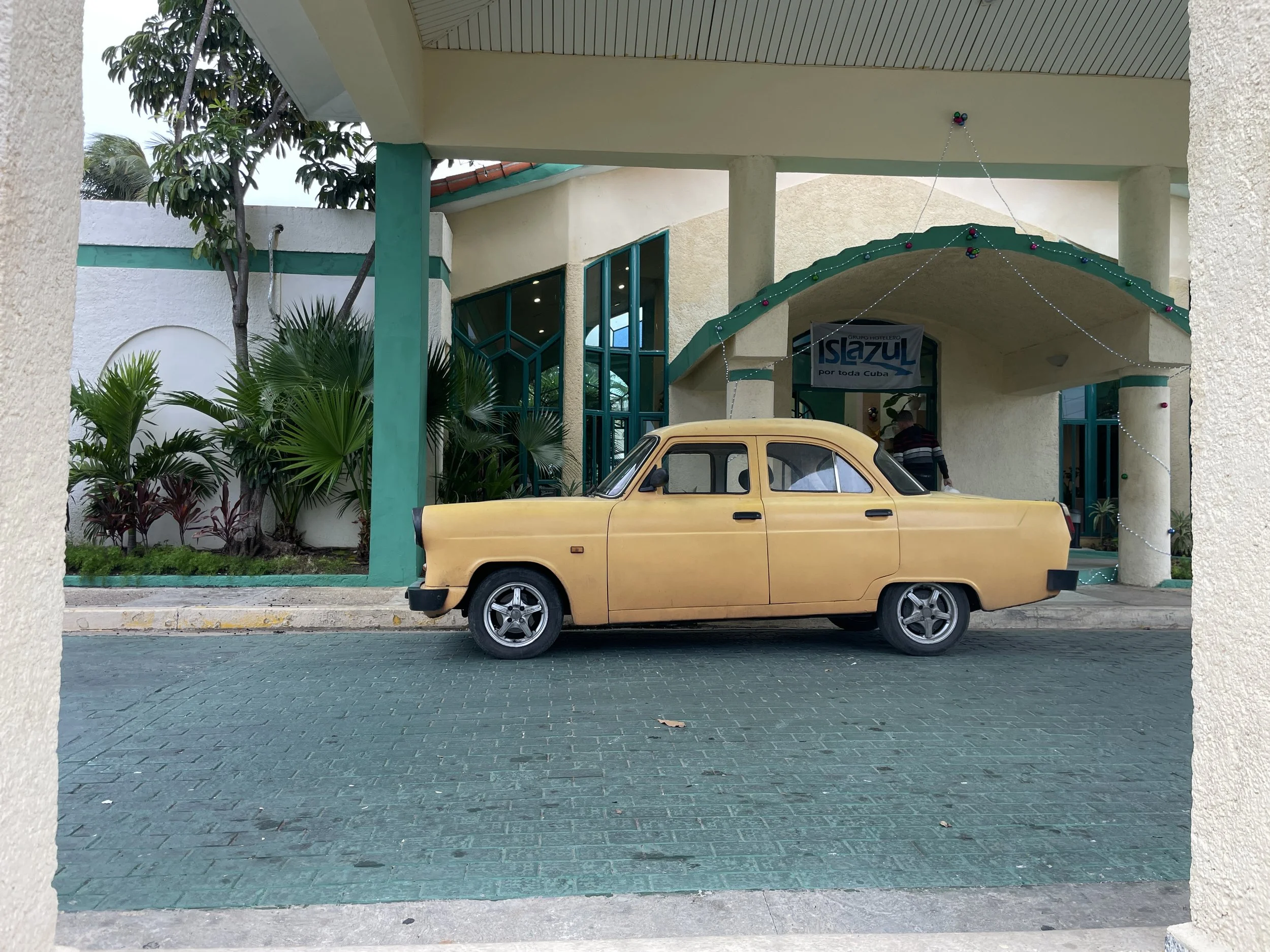 Should we go to Cuba right now?