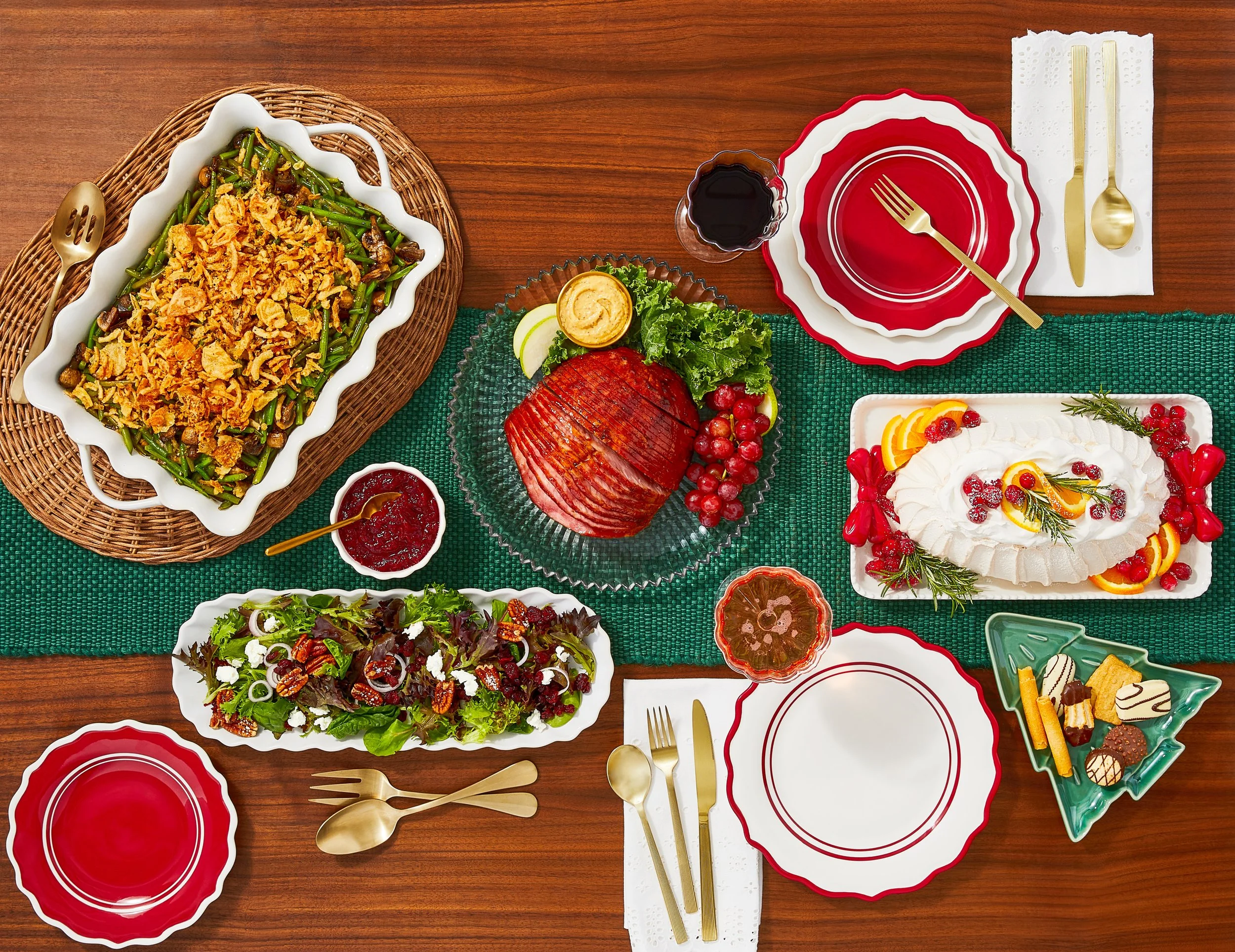 6706500-FY26-Q3-178-HOLIDAY-MEALSANDGATHERINGV3-XCAT–HolidayTablescape-Lifestyle-Prism-H.jpg