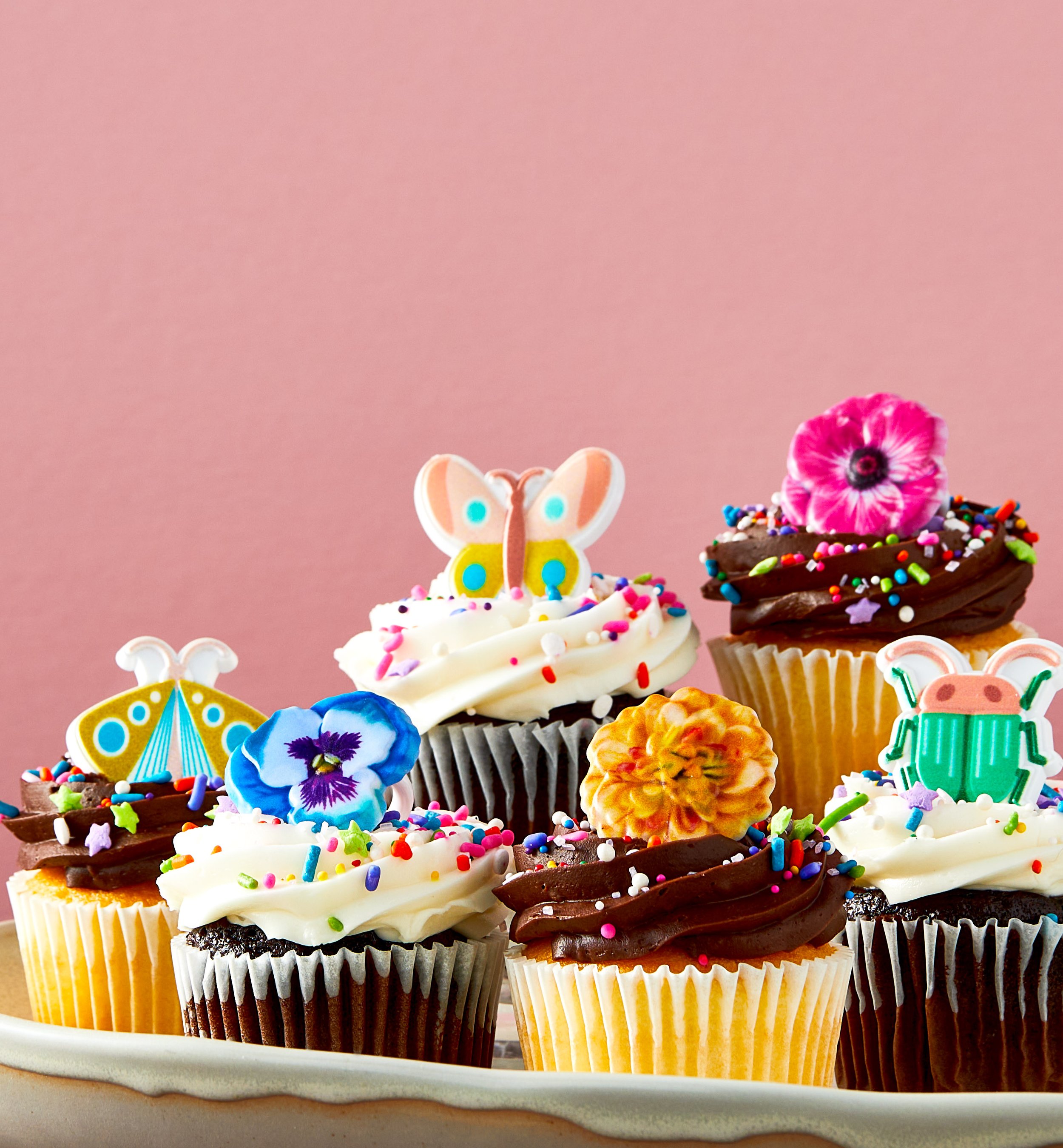 5363352_FY26_Q1_Spring2_Easter_FOOD_Bakery_Easter_Cupcakes_06_3Pack_MD_H.jpg
