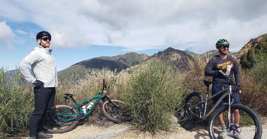 Shop ride tomorrow! 

Were heading to verdugos, dirt day. 

Meet at 8am at Black Elephant coffee
Roll out at 830 

See yall tomorrow 🙌

#letsridecyclery #burbank #shopride