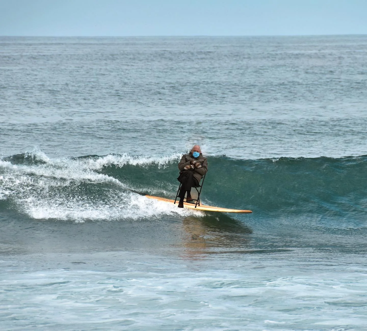 It&rsquo;s Friday ma people and Bernie is surfing... in Sayulita!