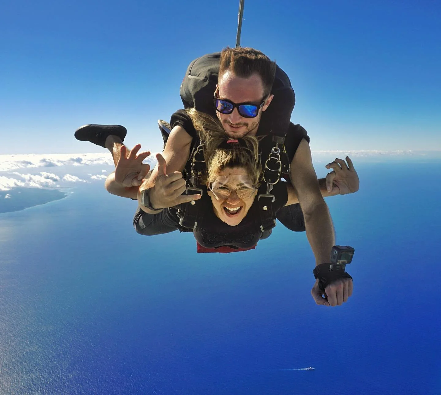 There is no time to be bored in a world as beautiful as this. Honestly. Come see it from above. We promise to bring you back down safely and happier than ever.

100% money back guarantee (not really but it looks cool when you write it down 😬😂). DO 