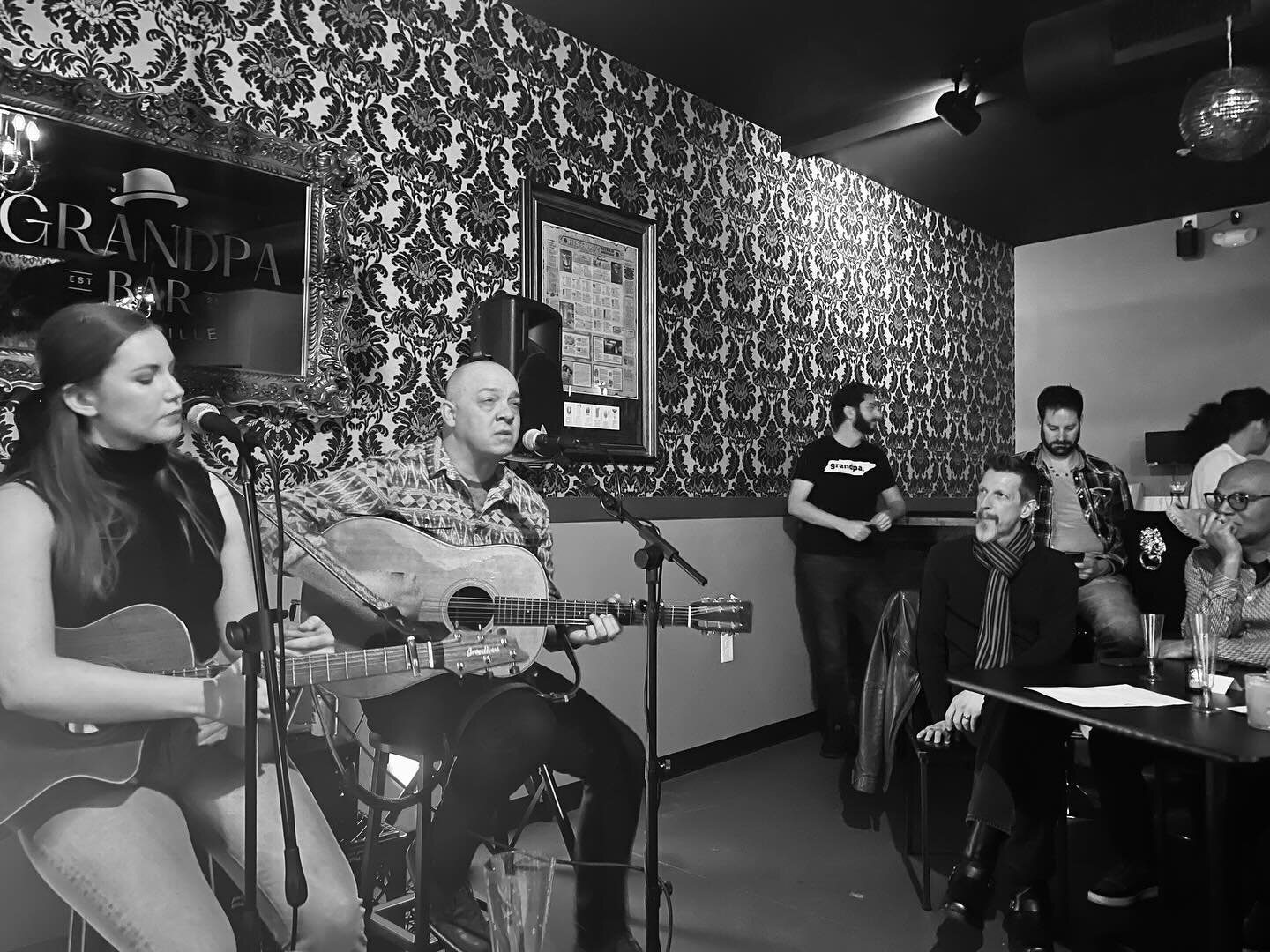 Cupid&rsquo;s Variety Show @grandpabarnash 💘 Those of us in attendance last Saturday were in for a treat! 🎙️ 🎶 Read about this special evening and see more photos today on our blog (link in bio).
📷: @darienphotography_nashville 

#grandpabarnash 