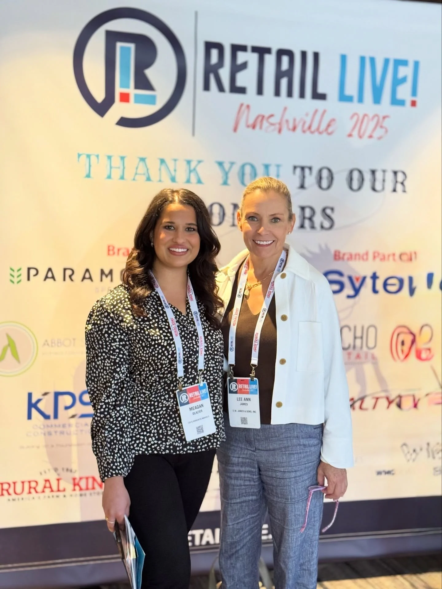 Retail was Live in #Nashville yesterday and CJRT @leeandassociates_nash was there! It was a great lineup and very full day of connecting with retailers from around the country, as well as our fellow retail professionals from our own backyard. @retail