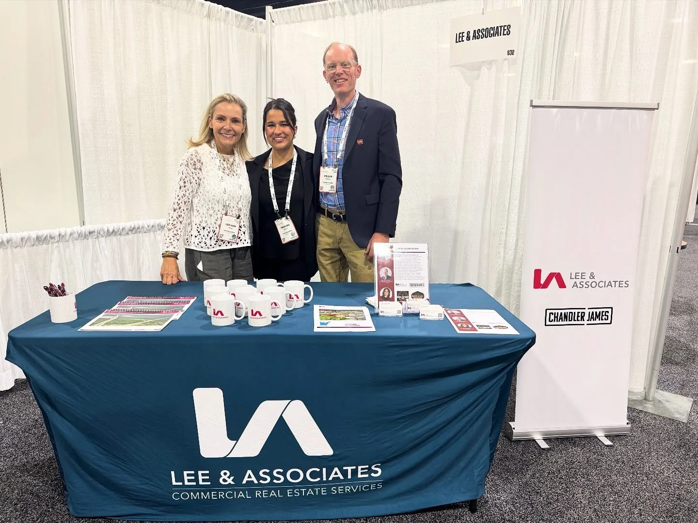 CJRT at ICSC 🛒 🌃 

#icsc #icscsoutheast #chandlerjamesretailteam