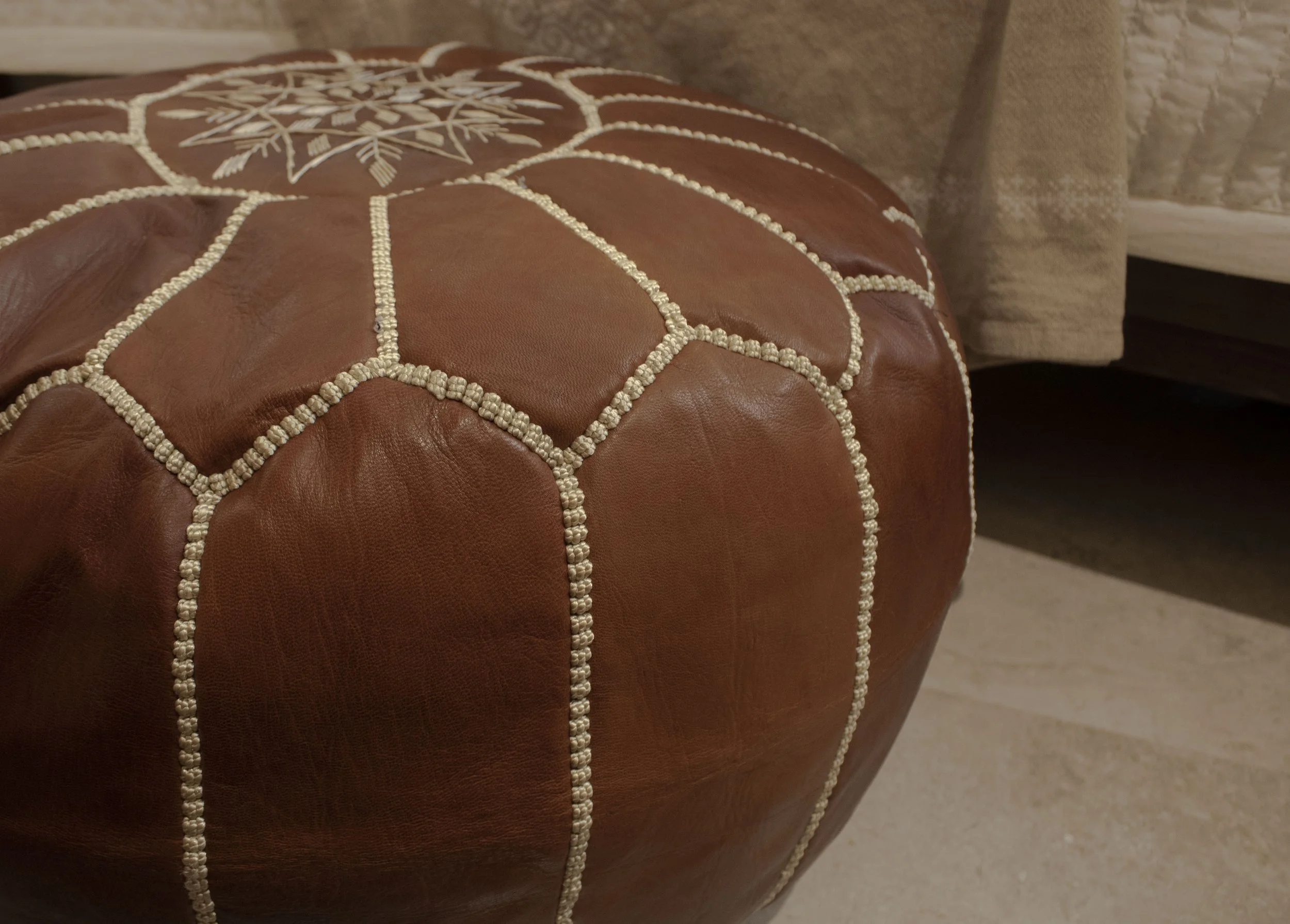A.Moroccan.Leather.Pouf.Ottoman.Decor.Model.8.JPG