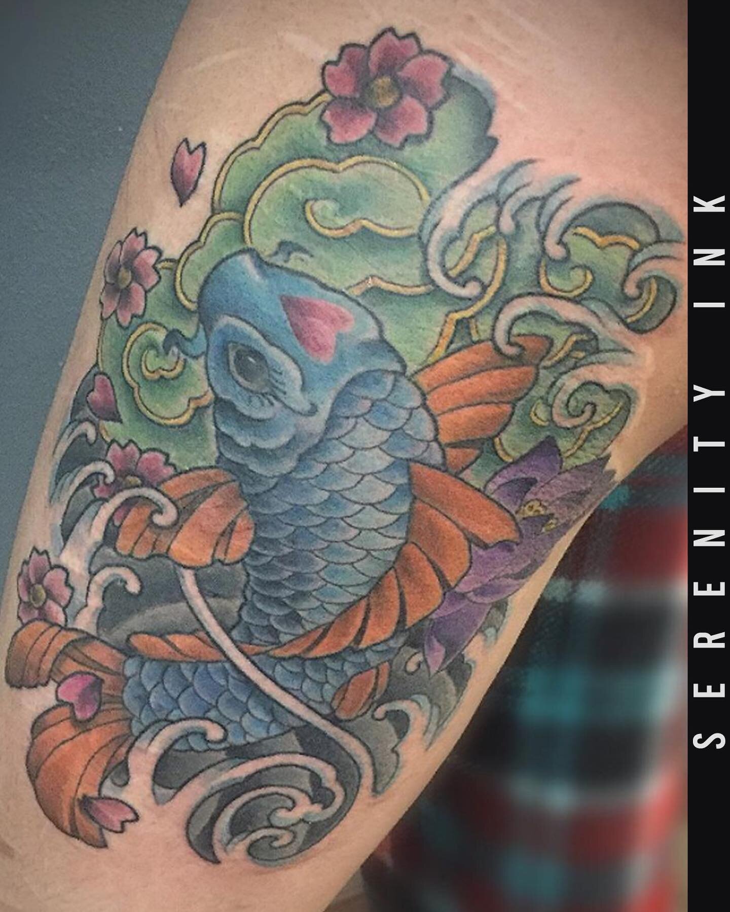 Koi fish tattoo by our artist Jason
&bull;
Artist: @tattoogigolo
&bull;
#koi #koifishtattoo #lotus #flower #tattoo #tattoos #milwaukee #wisconsin #milwaukeetattoo #serenityink #art #artnerd #tattoogigolo