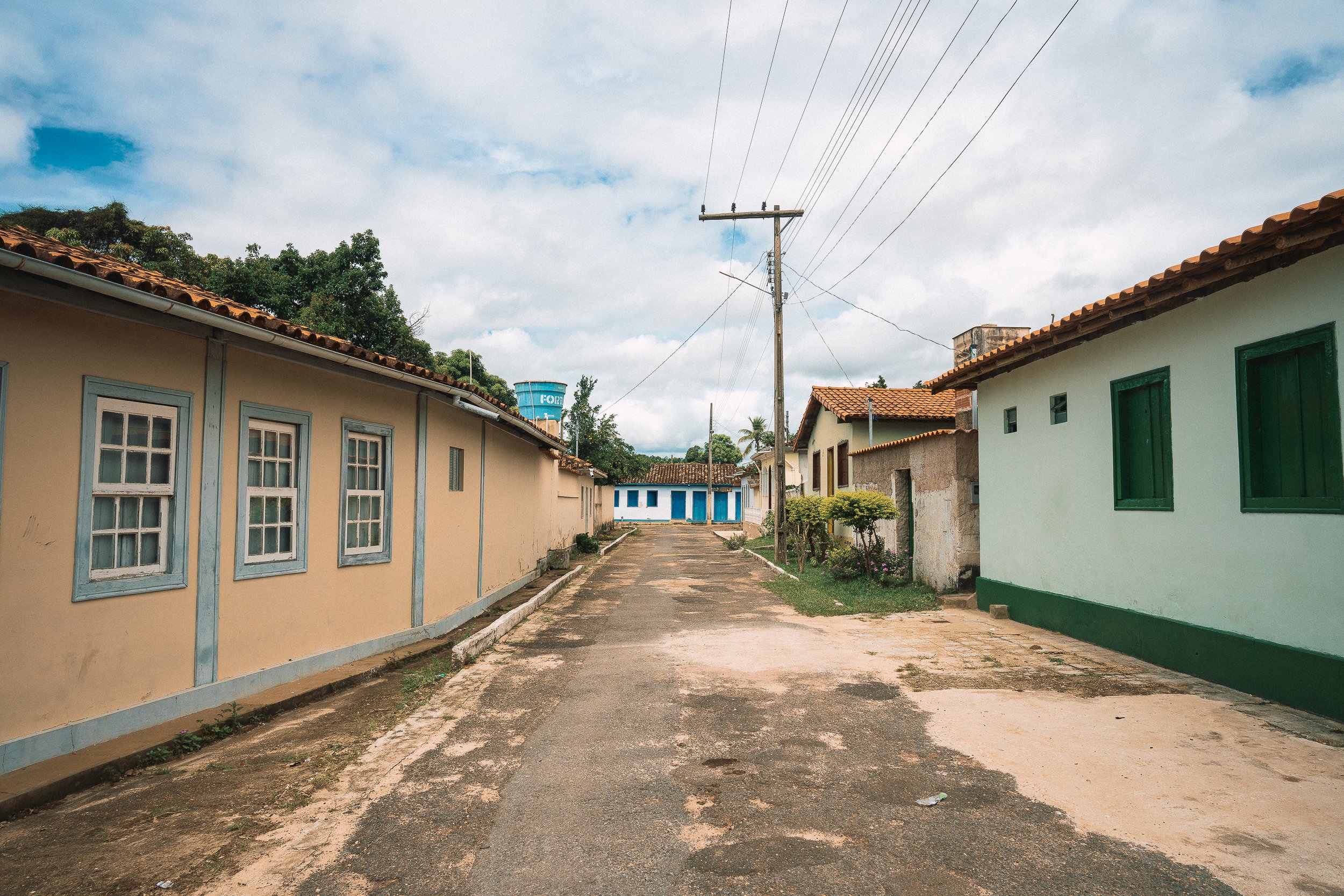 Street scene in Inhaí, Minas Gerais