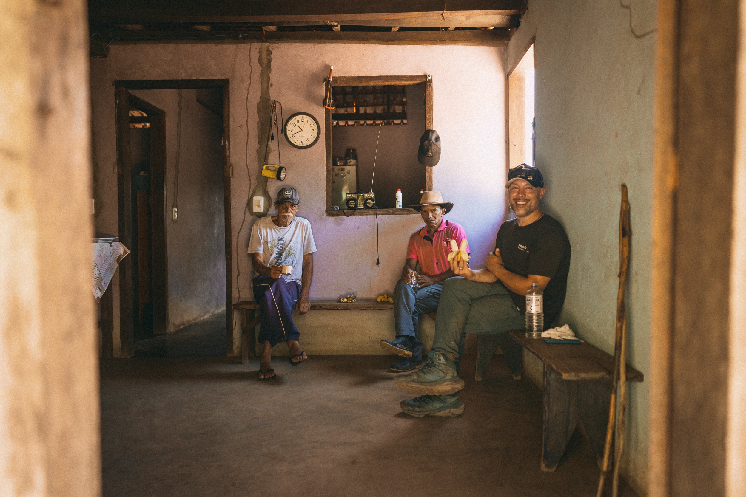Eddie and Santo with Zé Murtinho at his home in Covão, Serra do Espinhaço