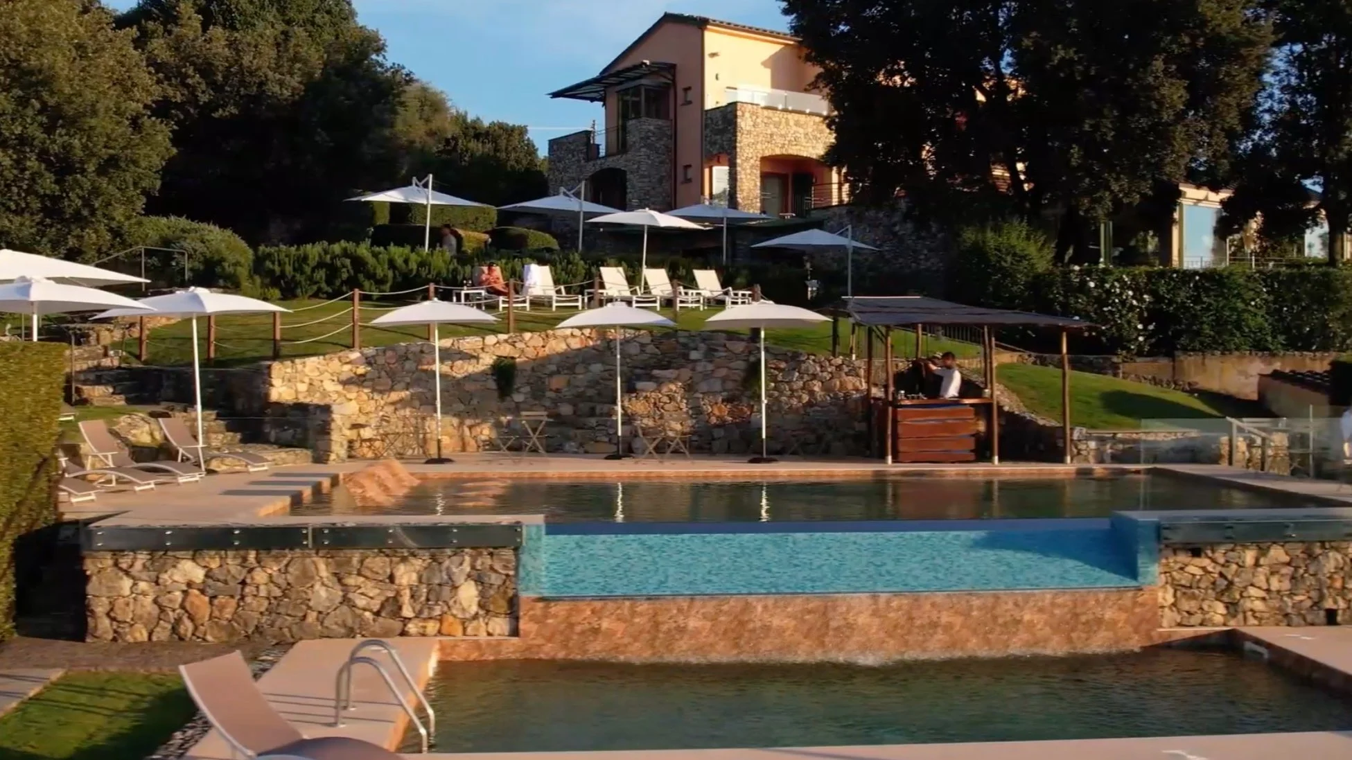 Hotel Singer - Relais & Châteaux Golfo dei Poeti Relais & Spa — JSL Collection