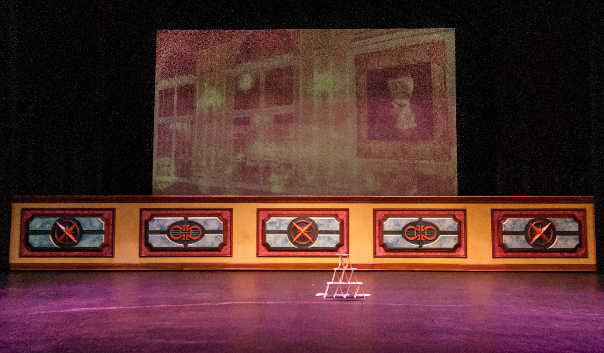Einstein_ProductionPhotos-1.jpg