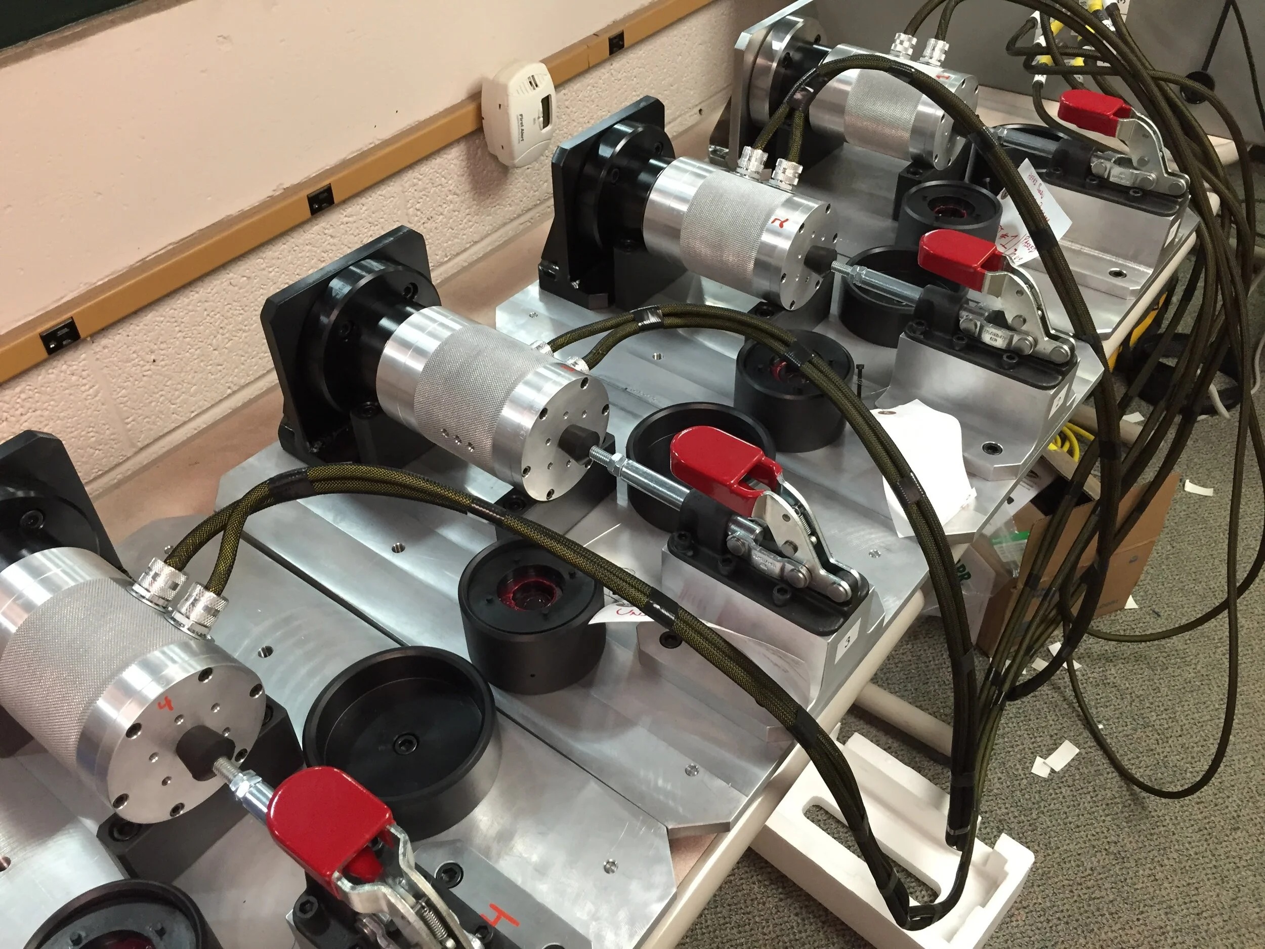 Planetary gearbox end-of-line tester