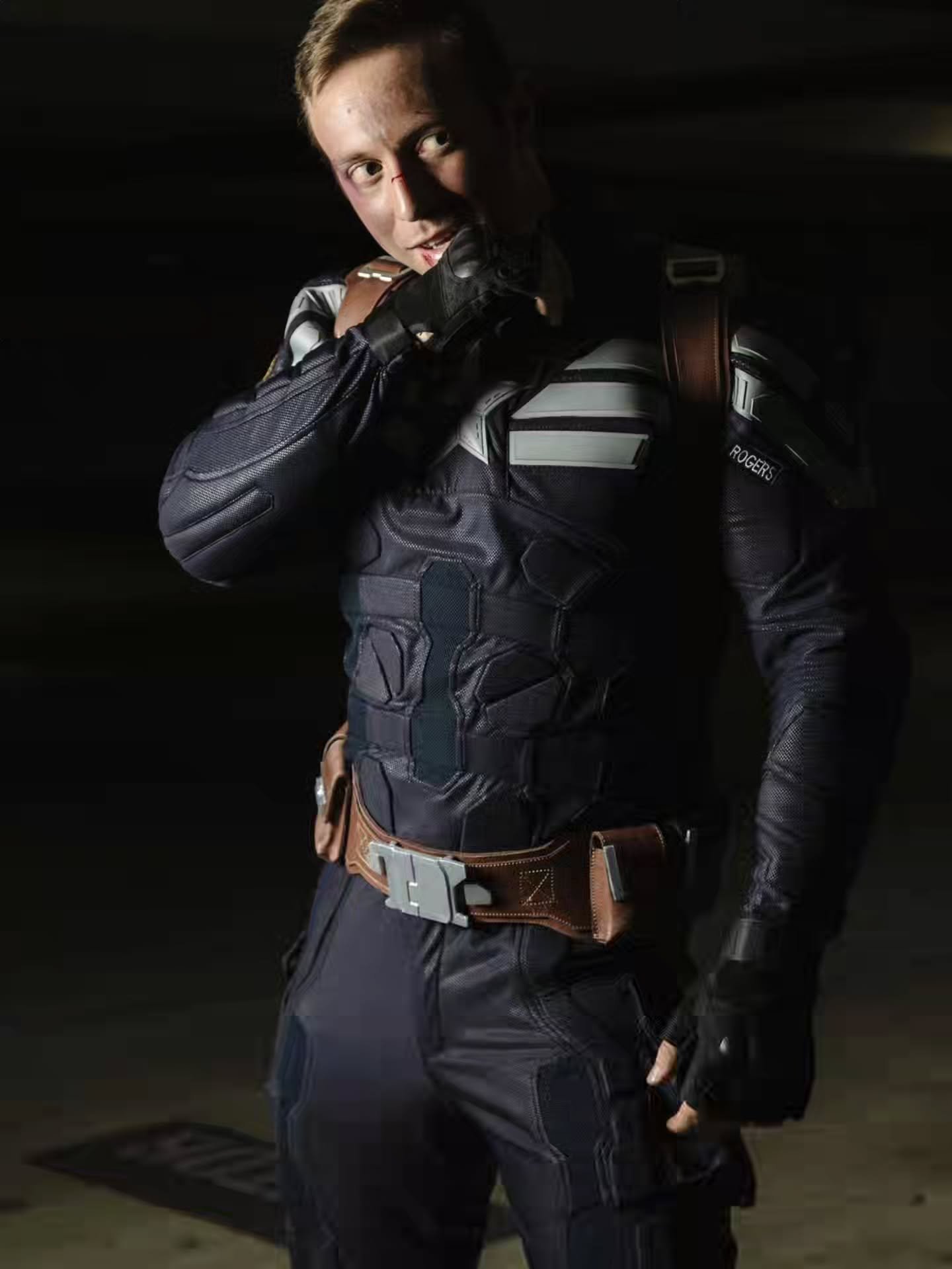 Happy Birthday to my 2nd favorite Captain America! @isaacrspooner! 
#cosplay #badass #captainamerica