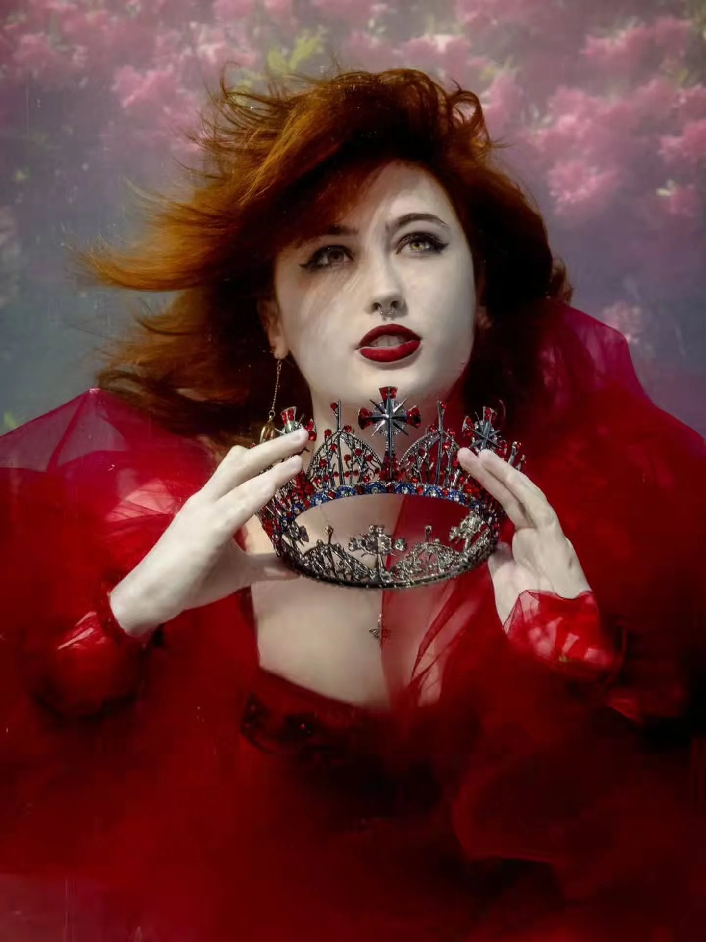 Today's color is - #RED
Red is a bold, powerful color. Its connected to many themes, including life, pain, blood, power, rage. It contains immense richness and catches our attention. From the Rose to the Sunset, red tones make magic all around us. 
#