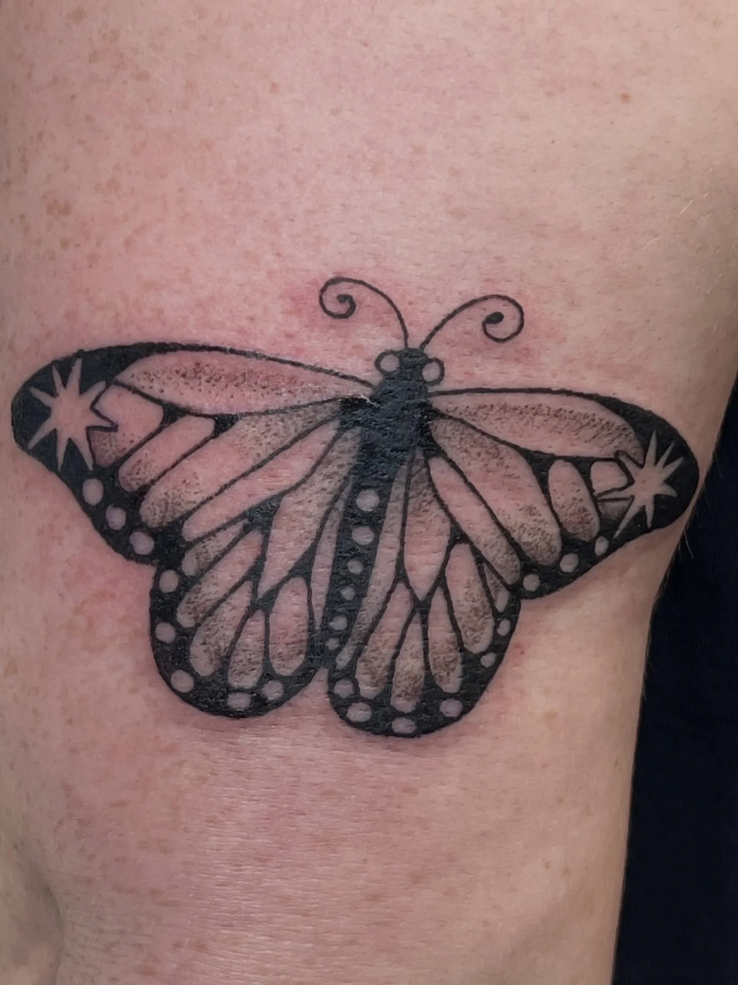 magic butterfly tattoo for olivia 🌟🦋🌟 and some cutie tattoos from my apprenticeship healed 4 years plus! wowww thanks so much for trusting me again :) 
#minneapolistattoo #illustrativetattoo #blackandgreytattoo