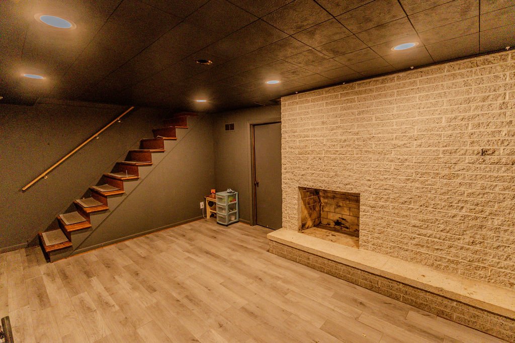 1N4A2255-HDR-2.jpg