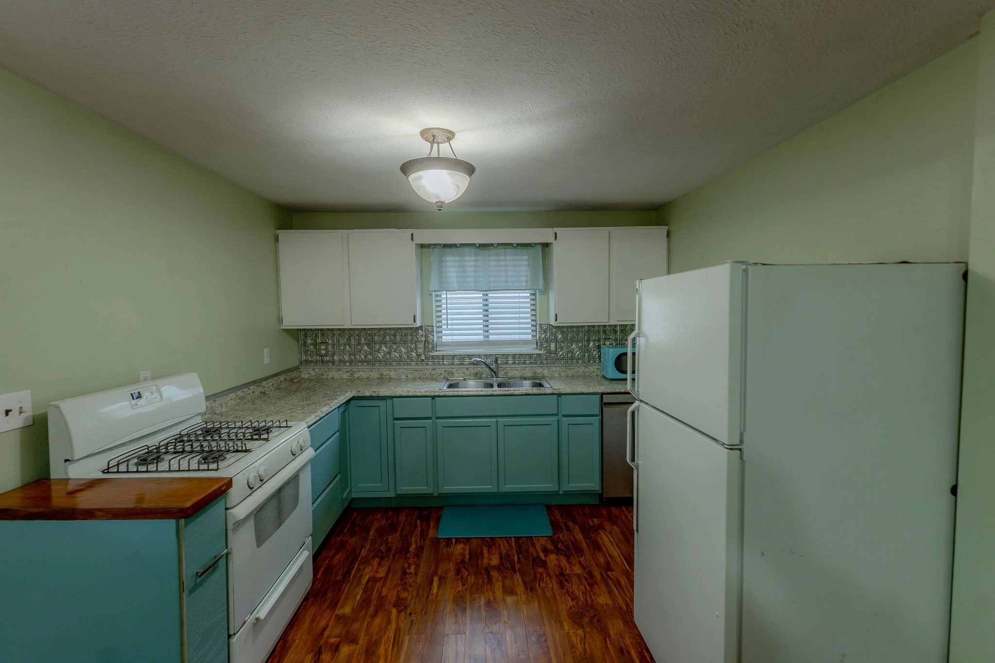 1N4A8511-HDR.jpg