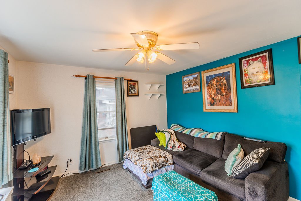 1N4A8829-HDR.jpg