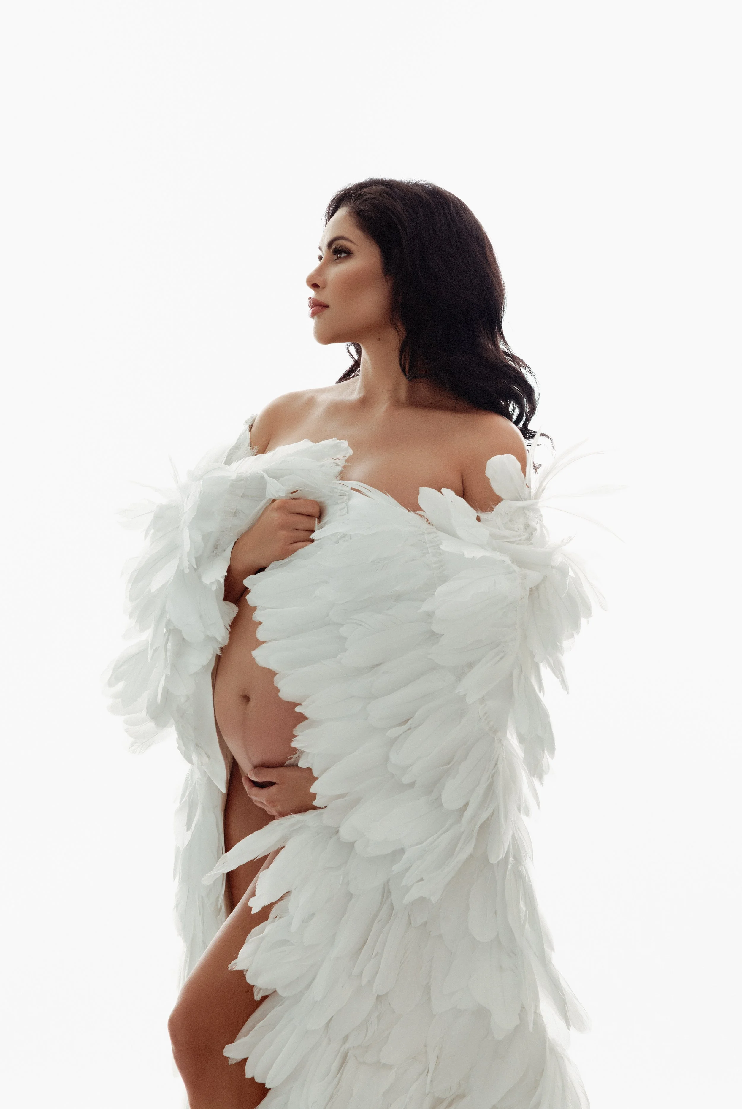 Dallas-dfw-mckinney-plano-allen-texas-fine-art-pregnancy-maternity-boudoir-studio-photographer-dress-styling-outfit-look-expecting-mom-to-be-28-weeks-pregnant-dallas-moms-studio-photography