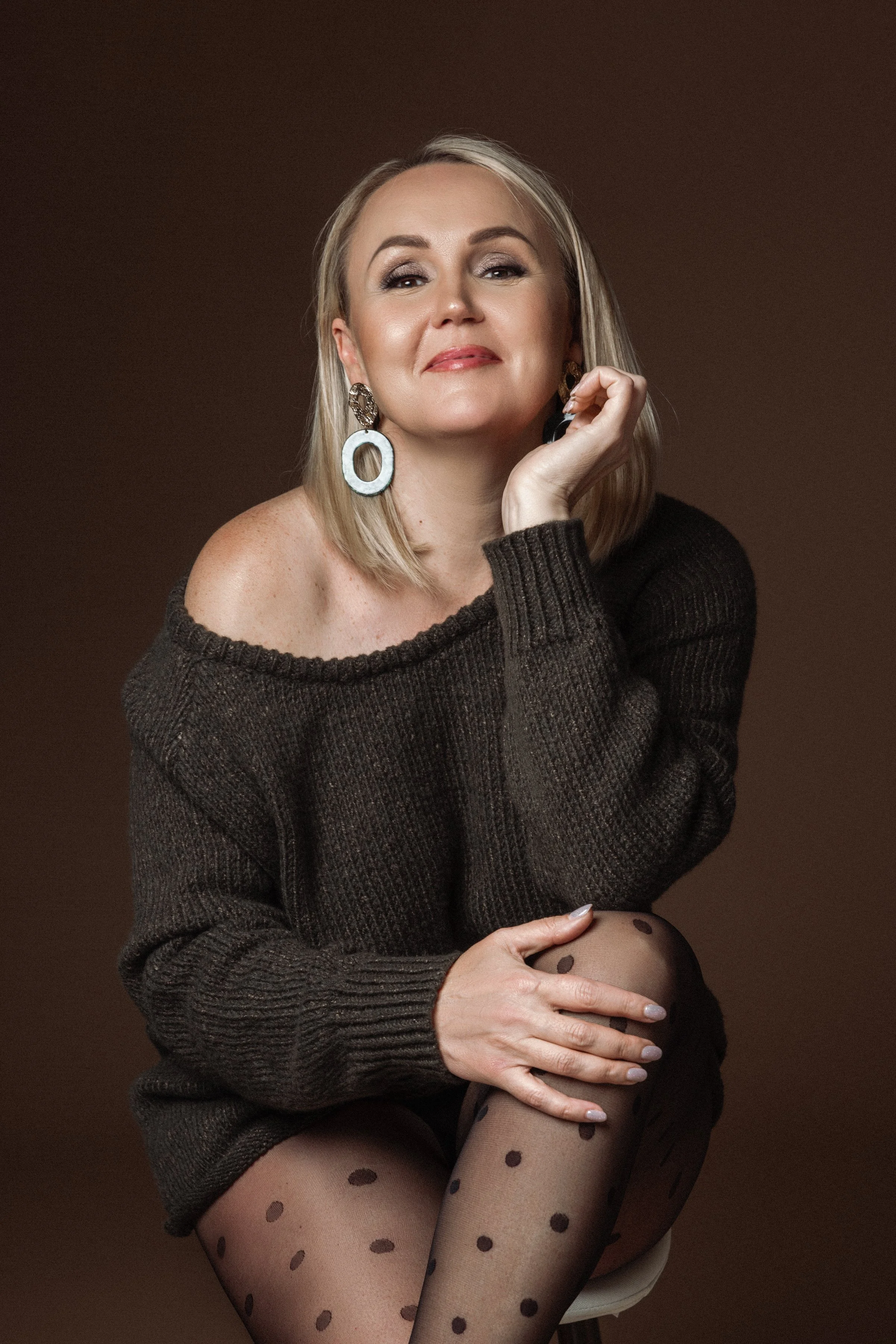 Women—Portraits—Boudoir—Birthday—Beauty—Studio—Portraits—Dallas—DFW—McKinney—Plano—Allen—Frisco—Texas—Fine—Art—Luxury—Women—Portraits—Editorial—Portraits—Feminine—Elegance—Timeless—Beauty—Confidence—Empowerment—Glamour—High—End—Studio—Photography—Fas