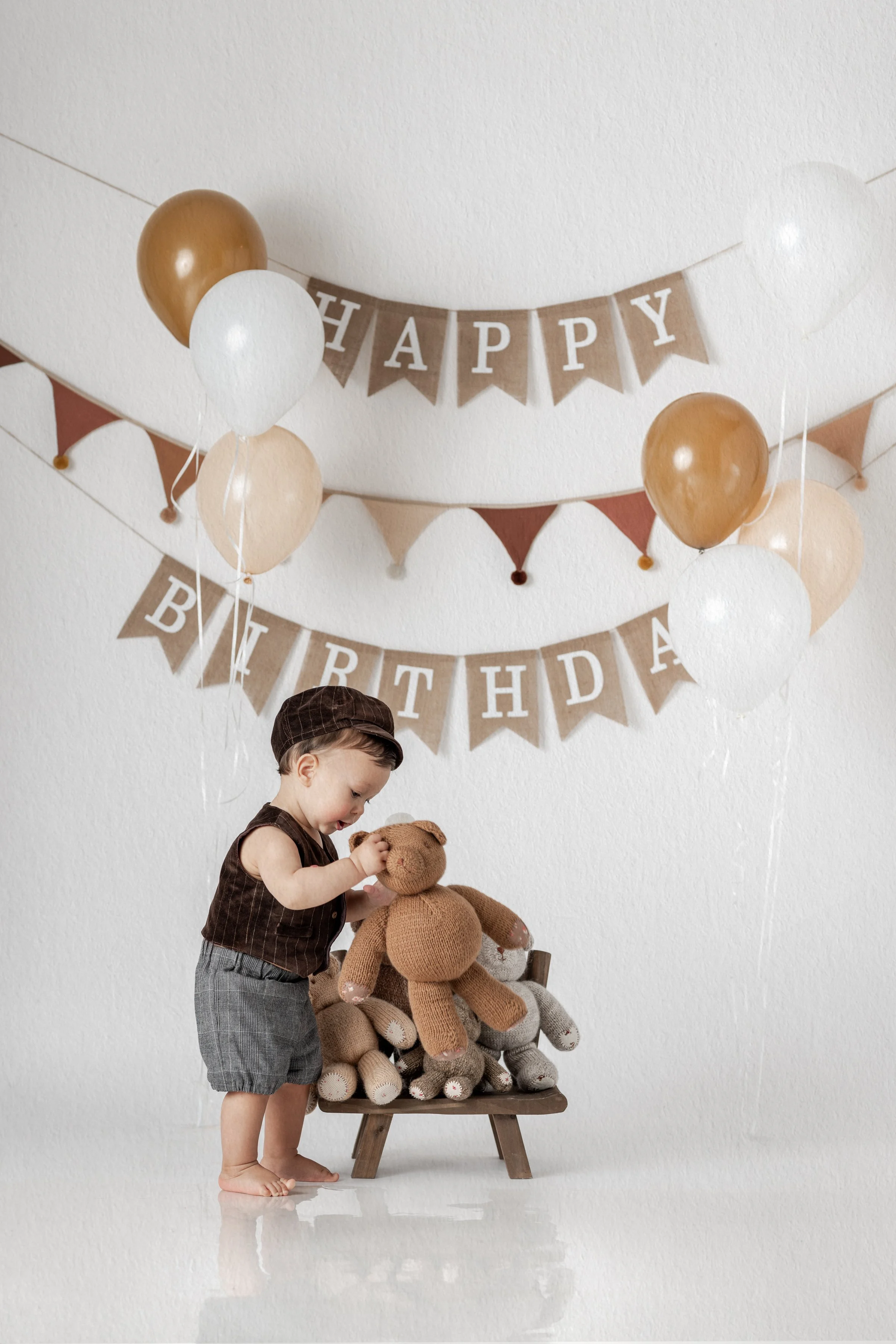 cake-smash-photography-dfw—first-birthday-photo-session-mckinney—cake-smash-photographer-north-dallas—luxury-cake-smash-portraits-texas—baby-cake-smash-session-frisco—elegant-cake-smash-photoshoot-plano—studio-cake-smash-photography-allen—milestone-b