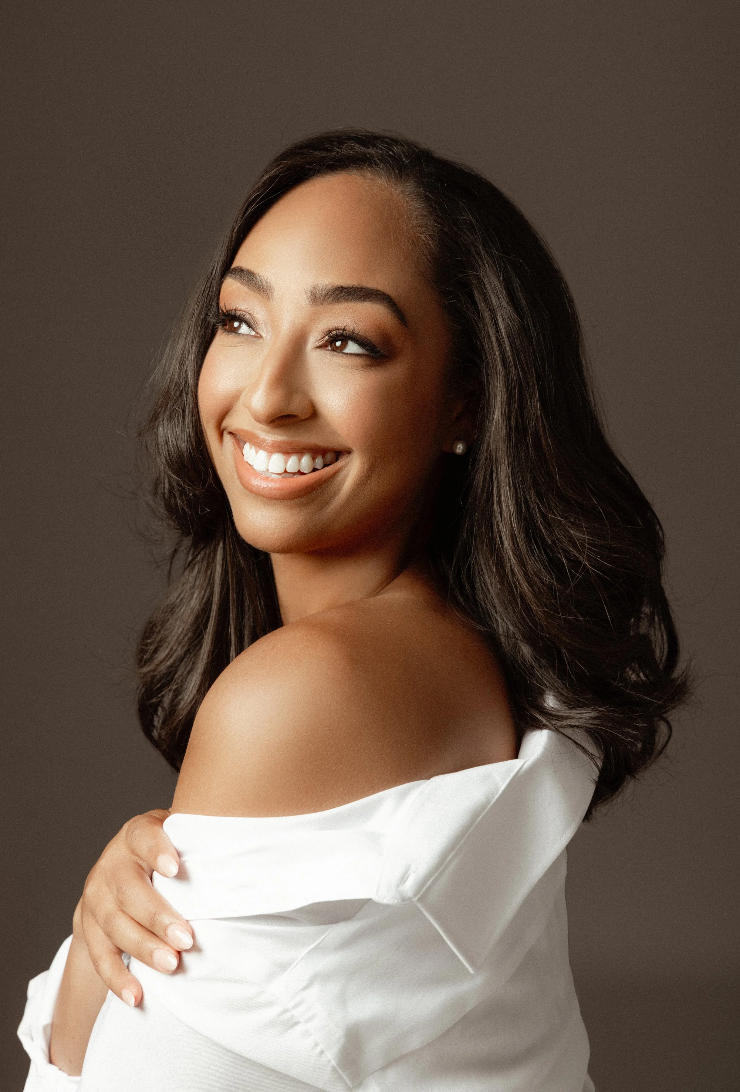 Women—Portraits—Boudoir—Birthday—Beauty—Studio—Portraits—Dallas—DFW—McKinney—Plano—Allen—Frisco—Texas—Fine—Art—Luxury—Women—Portraits—Editorial—Portraits—Feminine—Elegance—Timeless—Beauty—Confidence—Empowerment—Glamour—High—End—Studio—Photography—Fas