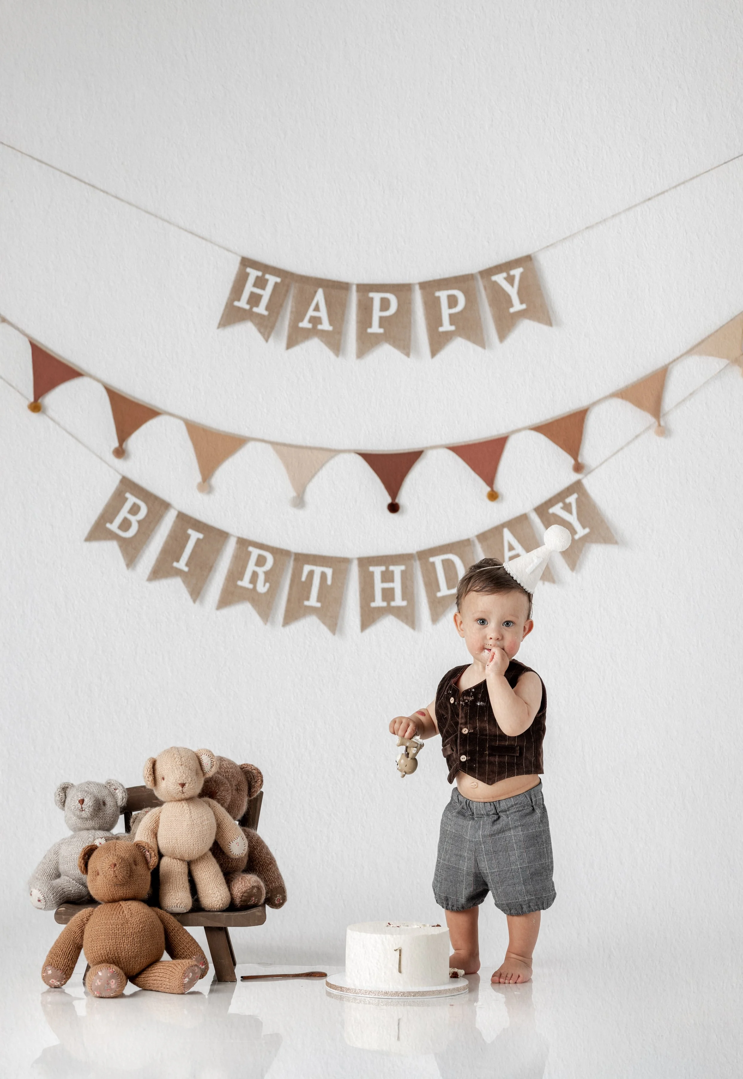 cake-smash-photography-dfw—first-birthday-photo-session-mckinney—cake-smash-photographer-north-dallas—luxury-cake-smash-portraits-texas—baby-cake-smash-session-frisco—elegant-cake-smash-photoshoot-plano—studio-cake-smash-photography-allen—milestone-b