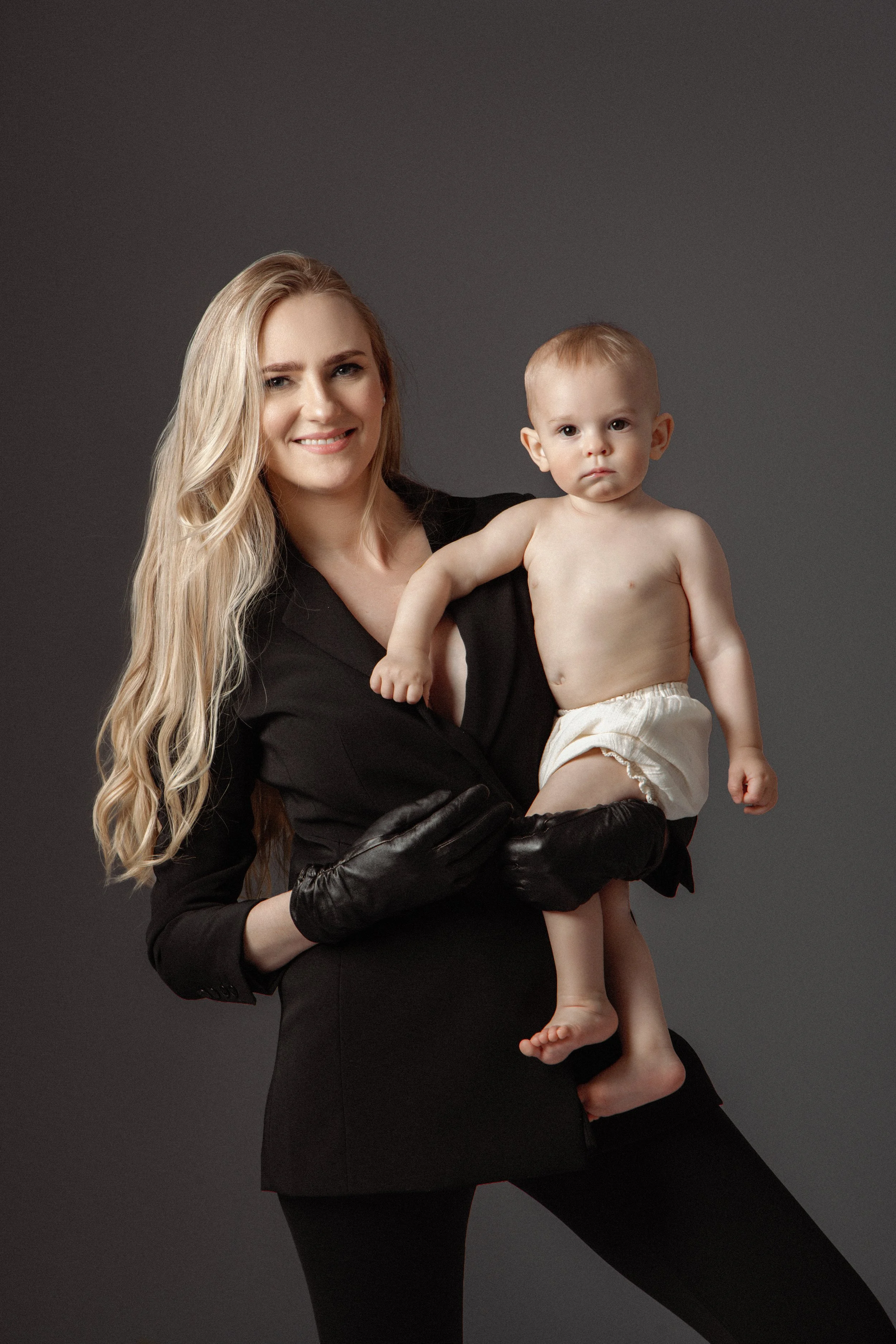 Dallas—DFW—McKinney—Plano—Allen—Frisco—Prosper—Celina—Southlake—Texas—Fine—Art—Family—Photography—Dallas—Fine—Art—Portraits—DFW—Luxury—Family—Photography—McKinney—Studio—Family—Portraits—Plano—Children—Portraits—Allen—Kids—Photography—Frisco—Studio—P
