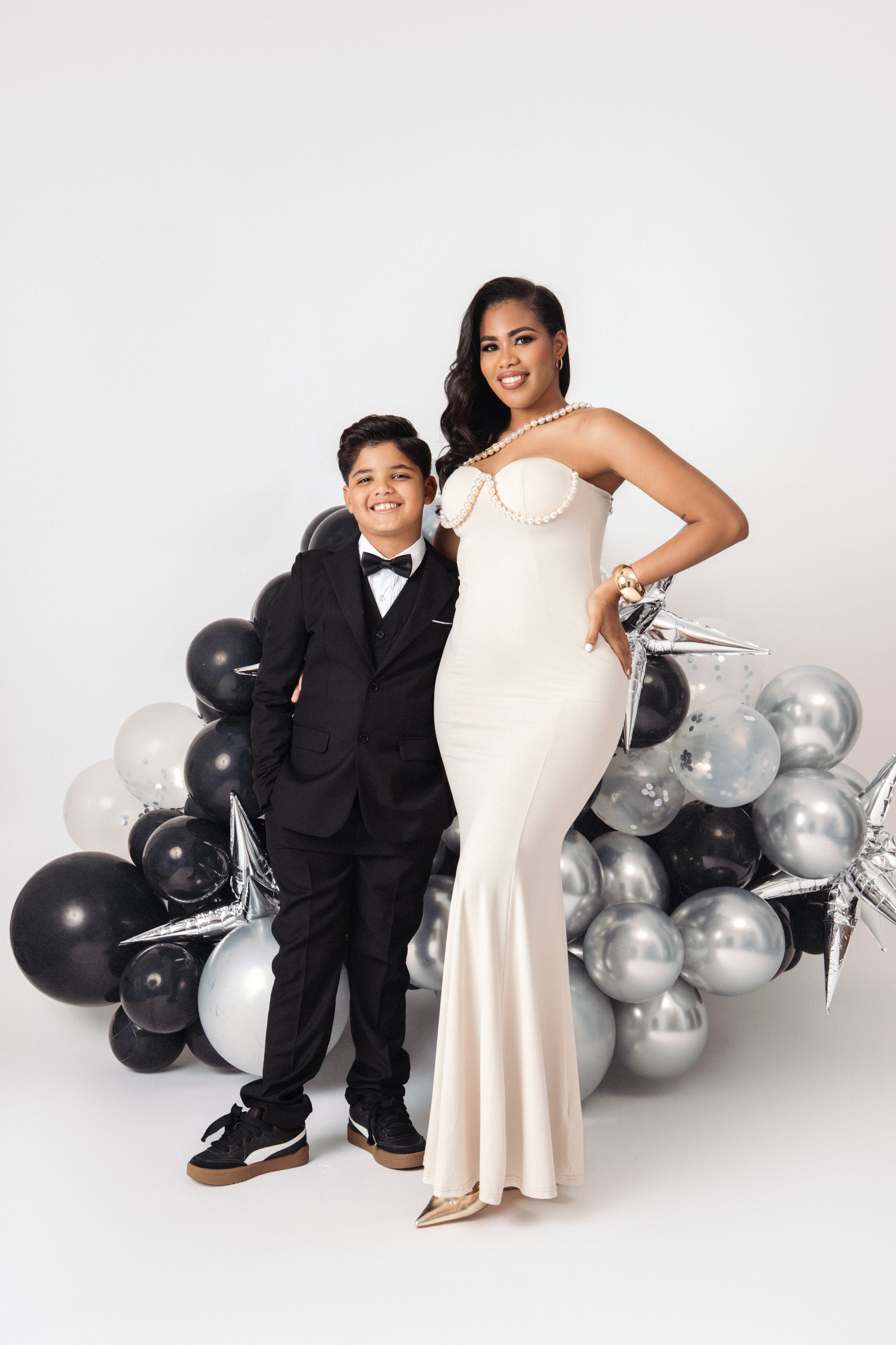 Dallas—DFW—McKinney—Plano—Allen—Frisco—Prosper—Celina—Southlake—Texas—Fine—Art—Family—Photography—Dallas—Fine—Art—Portraits—DFW—Luxury—Family—Photography—McKinney—Studio—Family—Portraits—Plano—Children—Portraits—Allen—Kids—Photography—Frisco—Studio—P