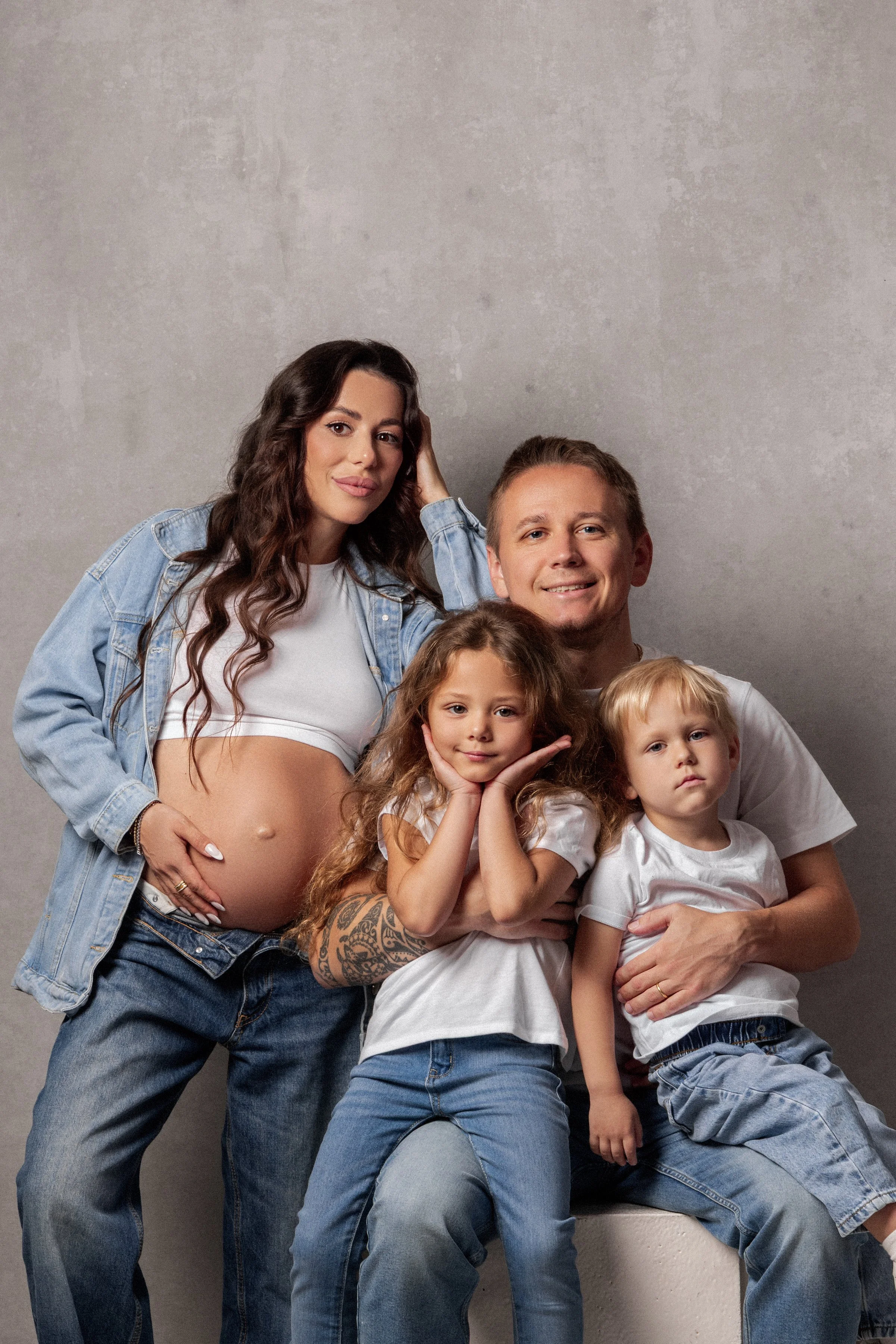 Dallas—Family—Studio—Photographer—Photography—DFW—McKinney—Plano—Allen—Frisco—Prosper—Texas—Luxury—Family—Photography—Fine—Art—Portraits—Heirloom—Portraits—Timeless—Family—Portraits—Editorial—Family—Sessions—Studio—Family—Portraits—Natural—Light—Stud