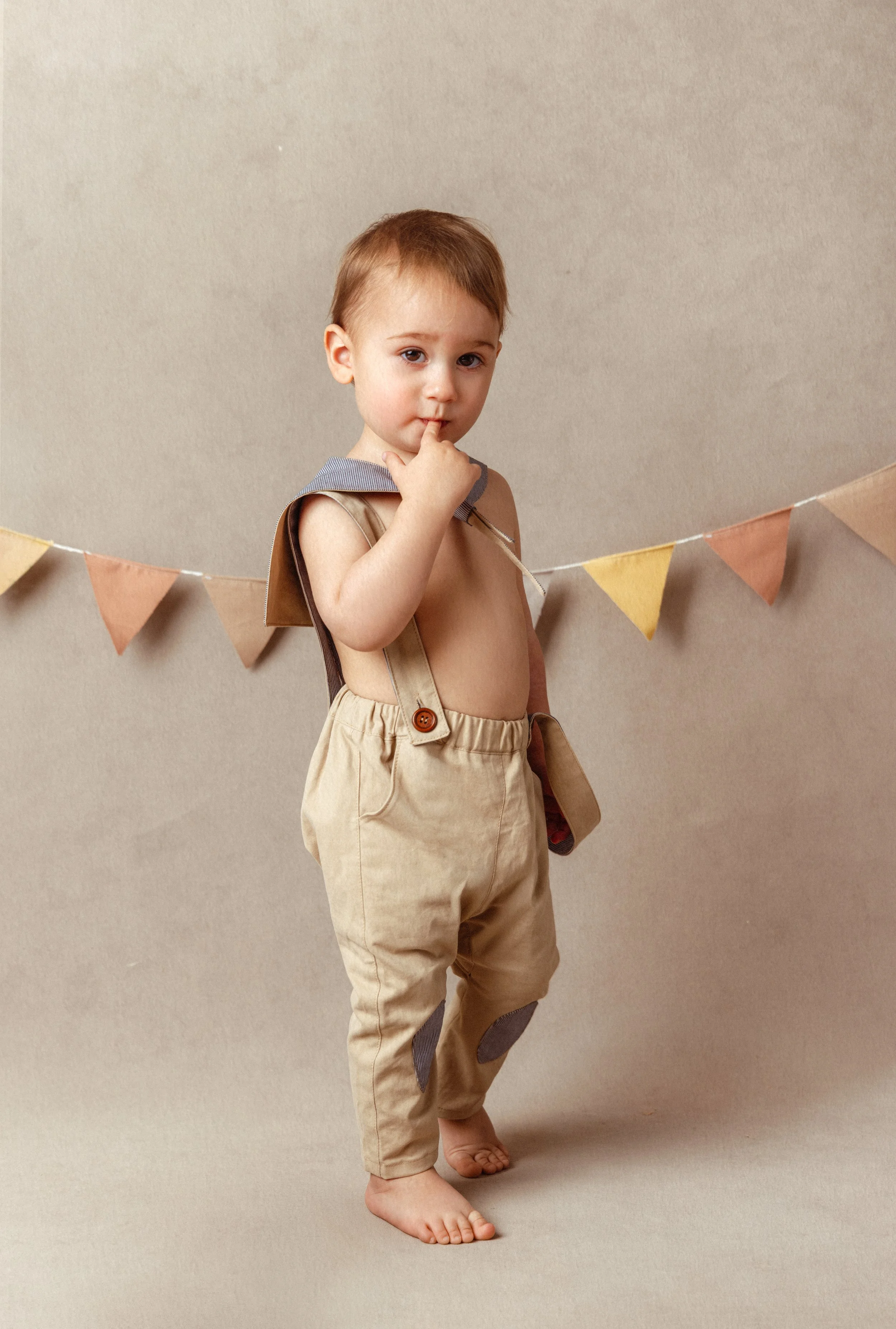 cake-smash-photography-dfw—first-birthday-photo-session-mckinney—cake-smash-photographer-north-dallas—luxury-cake-smash-portraits-texas—baby-cake-smash-session-frisco—elegant-cake-smash-photoshoot-plano—studio-cake-smash-photography-allen—milestone-b