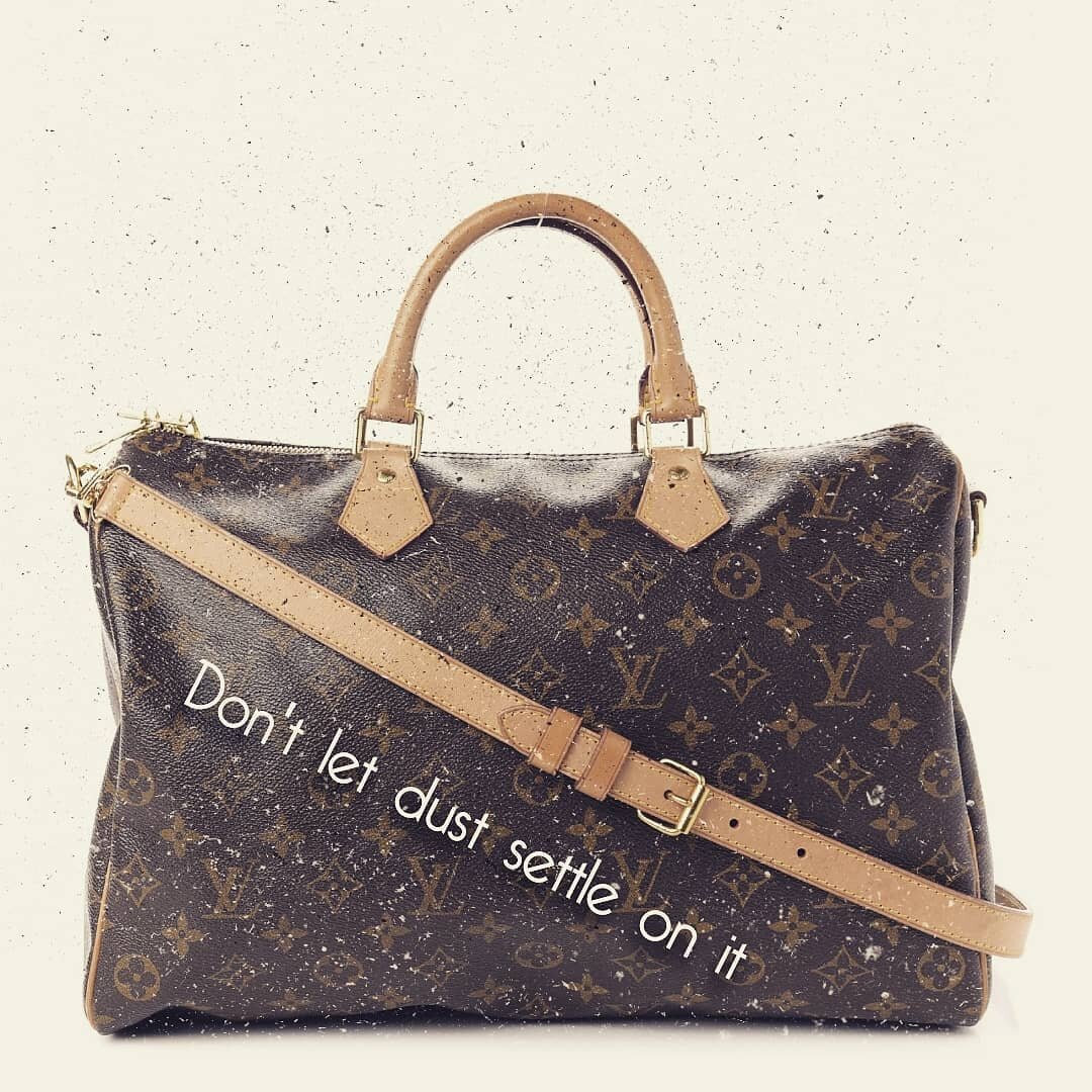 Don't keep your handbags in closet quarantine! Set them free and turn them into cash today 💰

Get a fast price quote &bull; Schedule an in home pickup, visit our store or request a complimentary shipping label 

Get paid on the spot &bull; Paypal, Z