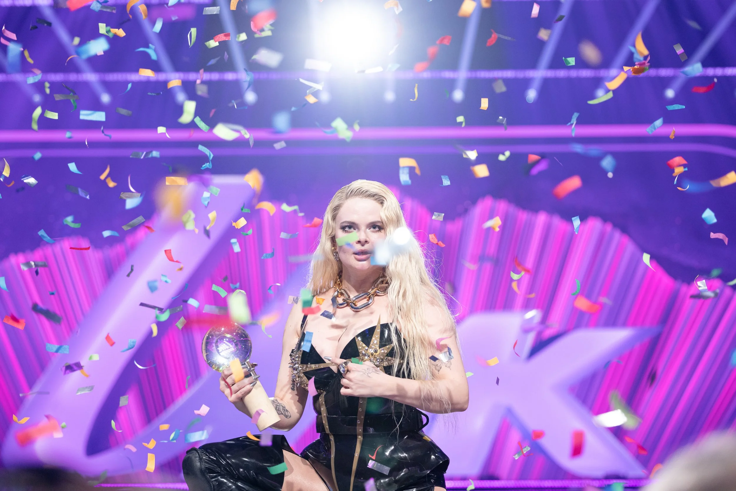 Singer Erika Vikman wins the the qualifiers of the Eurovision song contest 2025, UMK.

Comissioned by Helsingin Sanomat.
