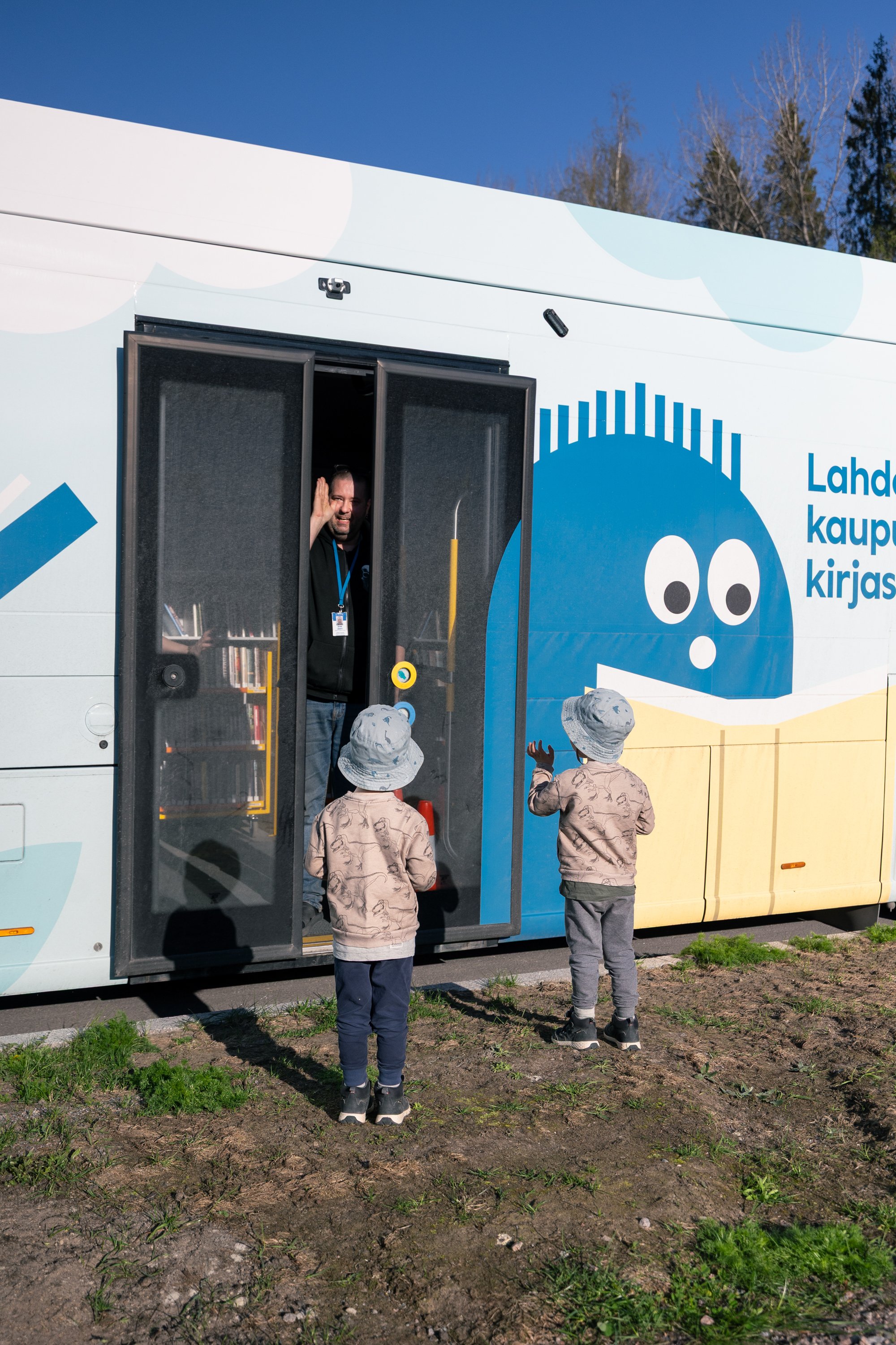 Lahden kirjaston kirjastoauto-8.jpg