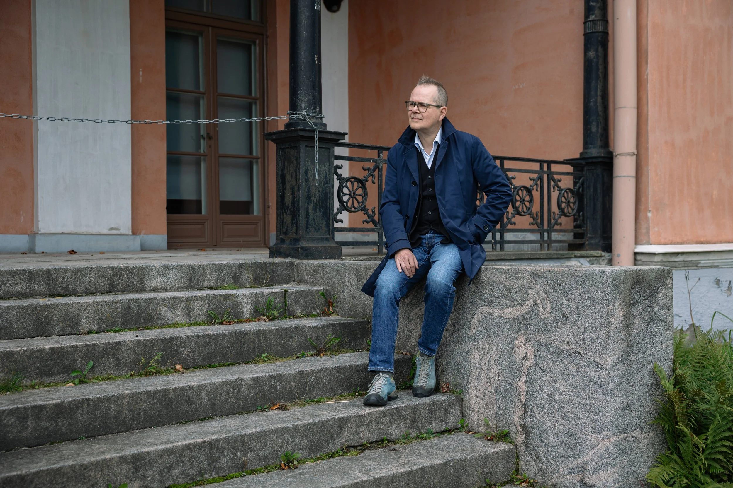 Author Kari Hotakainen photographed for Suomen Kuvalehti.