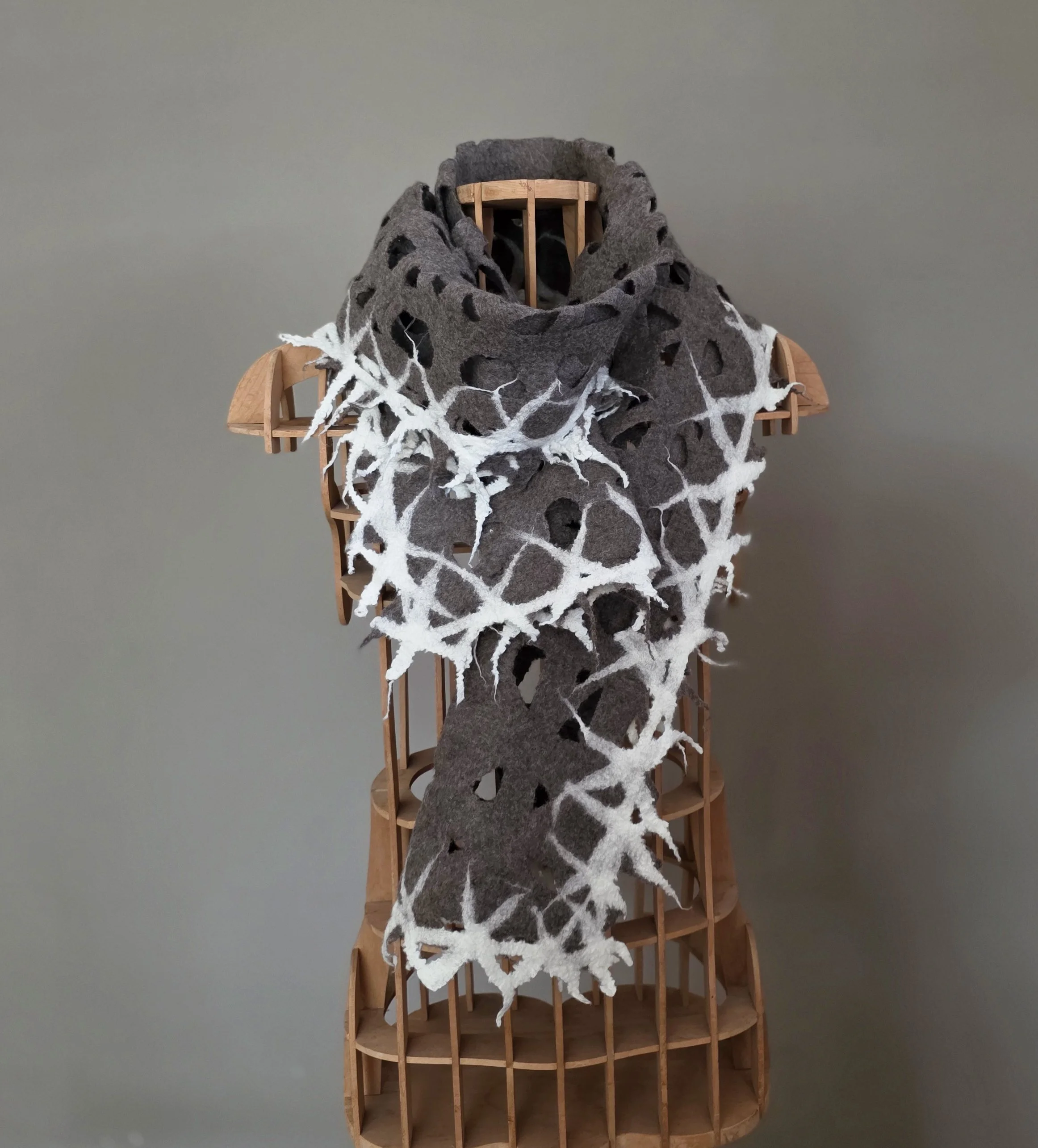 Felt scarf (large)