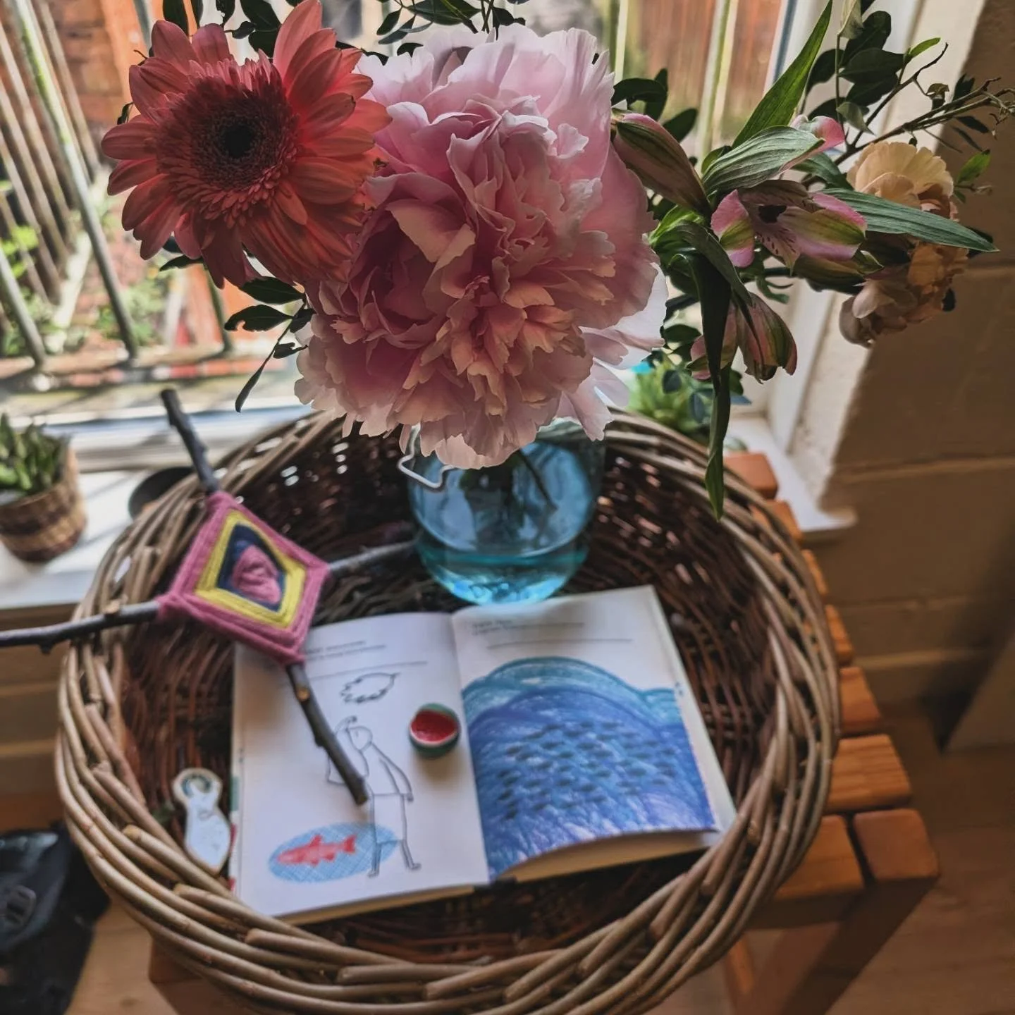 🌊THANK YOU🌊

We are still in full bliss after a gorgeous Community Care Day on Wednesday!

So many people came to practice yoga, receive massage, find nourishment with herbs, engage in creative reflection, and remember that so many of us are in pur