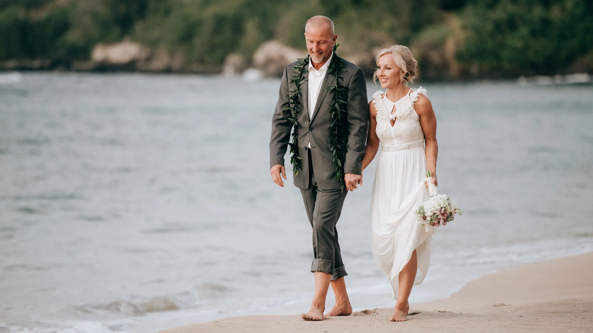 A MAUI BEACH WEDDING DAY