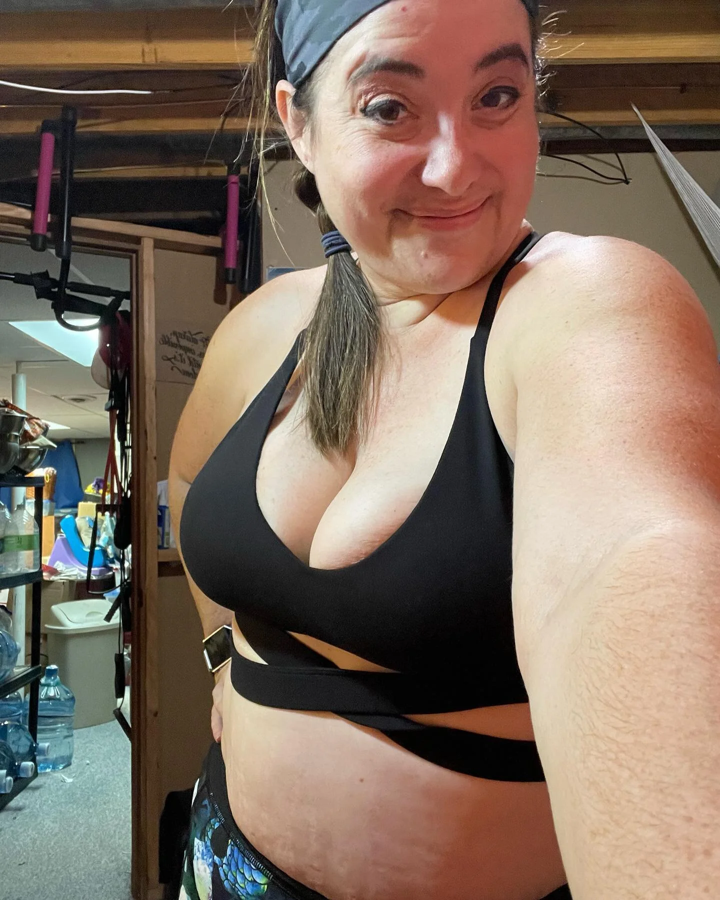 How you feel when you finally push through and get that workout in after nearly 4 weeks off!!
I have used every distraction technique to not get it in. I used sick kids as a reason to not work out. Part of it was so that I could be available for them