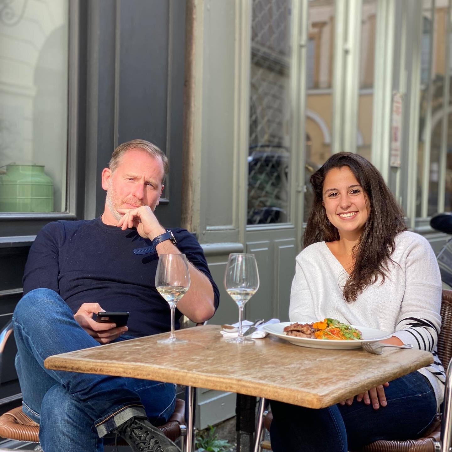 23 Octobre. Un rayon de soleil. 20 degr&eacute;s. Et on reprofite de la terrasse 😎

#restaurant #paris #bistro #food #foody #fooding #foodporn #cooking #foodie #foodphotography #cooking #igersparis #instafood #parisianlife #yummy #bistronomie #bistr