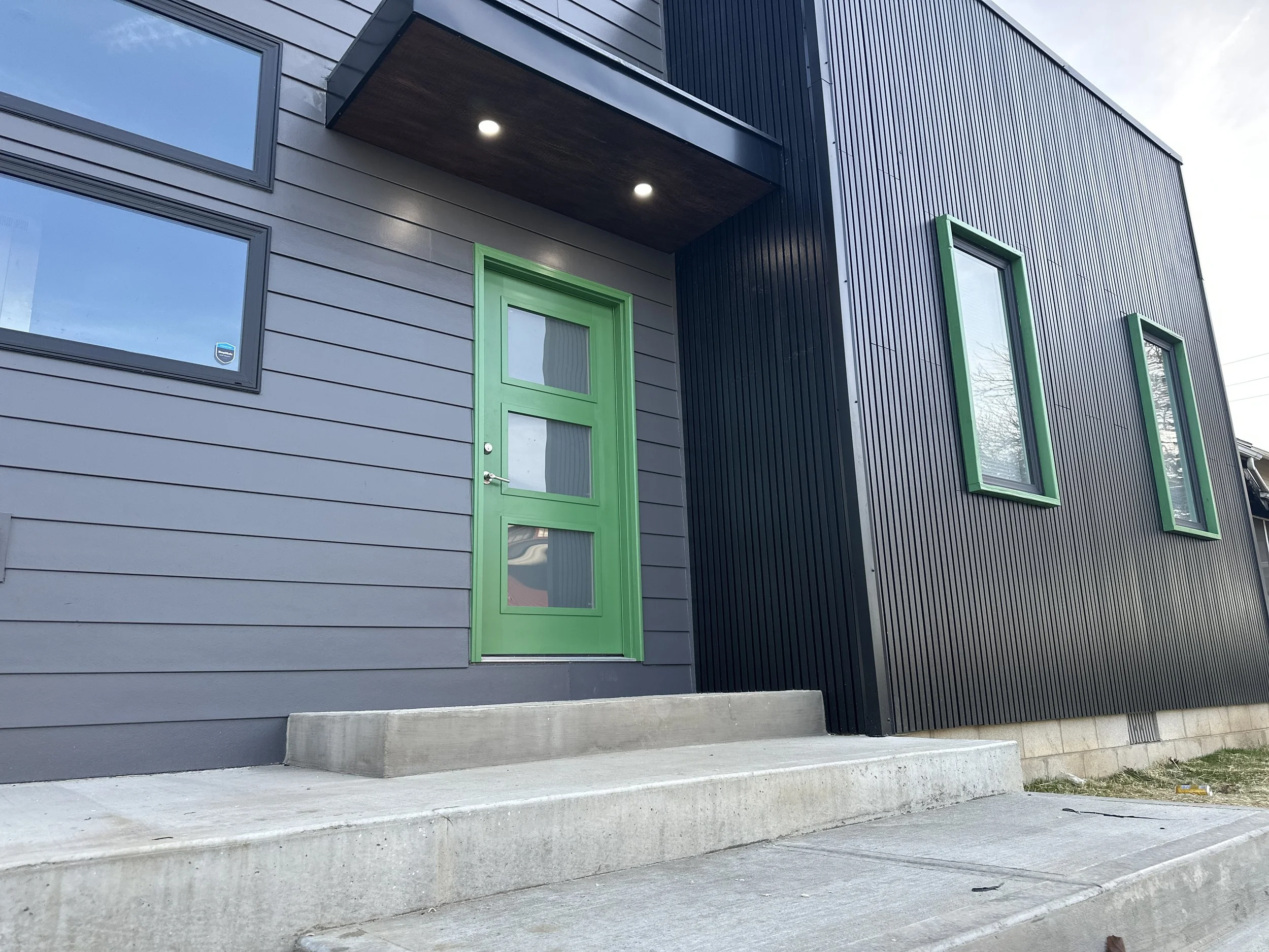 coliseum exterior artsy shot .jpg