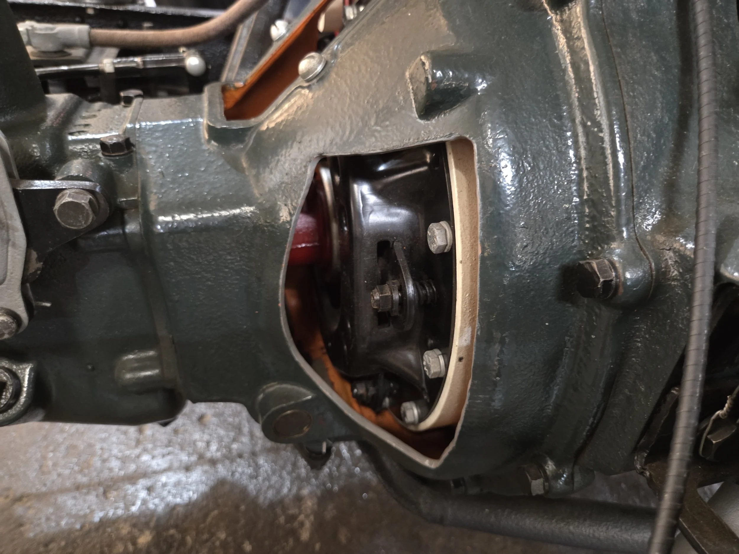 Bell Housing & Clutch