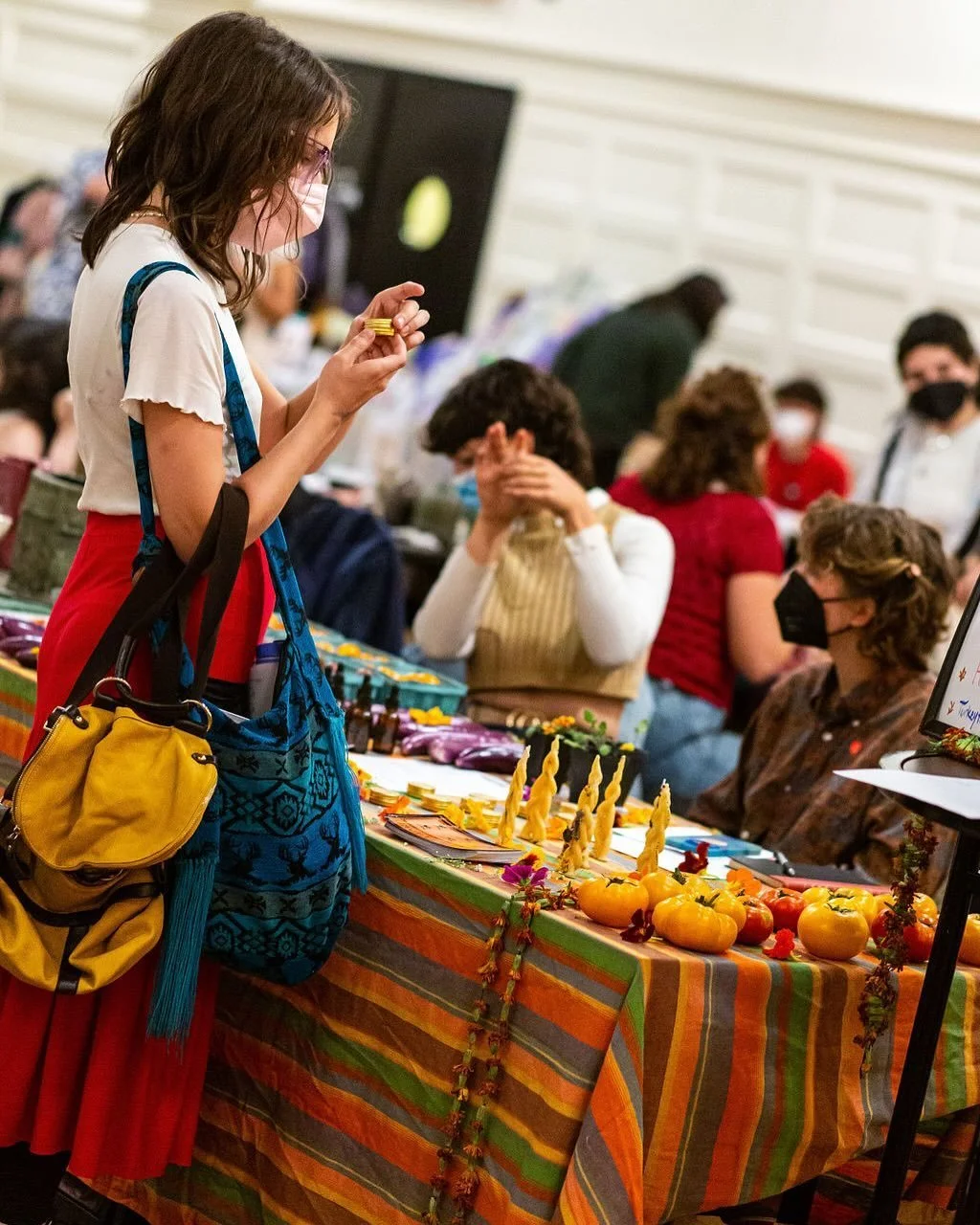 Aaaaaand that’s a wrap on our High Holy Day pop up Judaica market. We’re so grateful to everyone who helped organize this event, who participated as artists and musicians, who attended to bring love and support to our local makers. 
To s