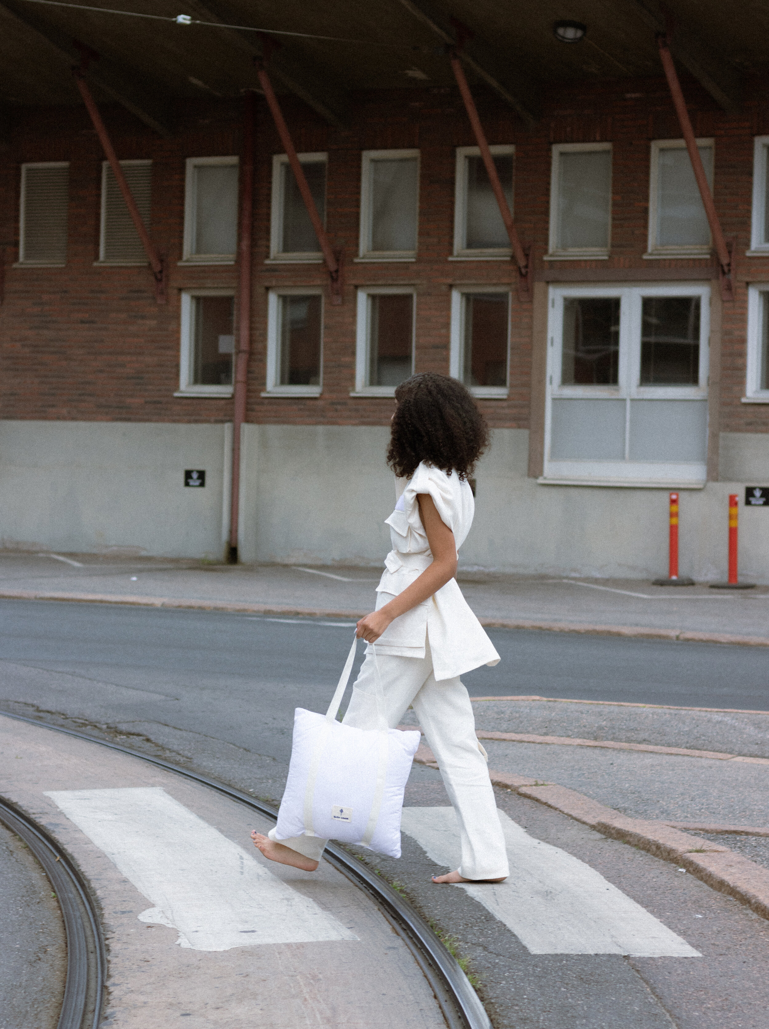 BLEU CHOSE - Before it’s too late