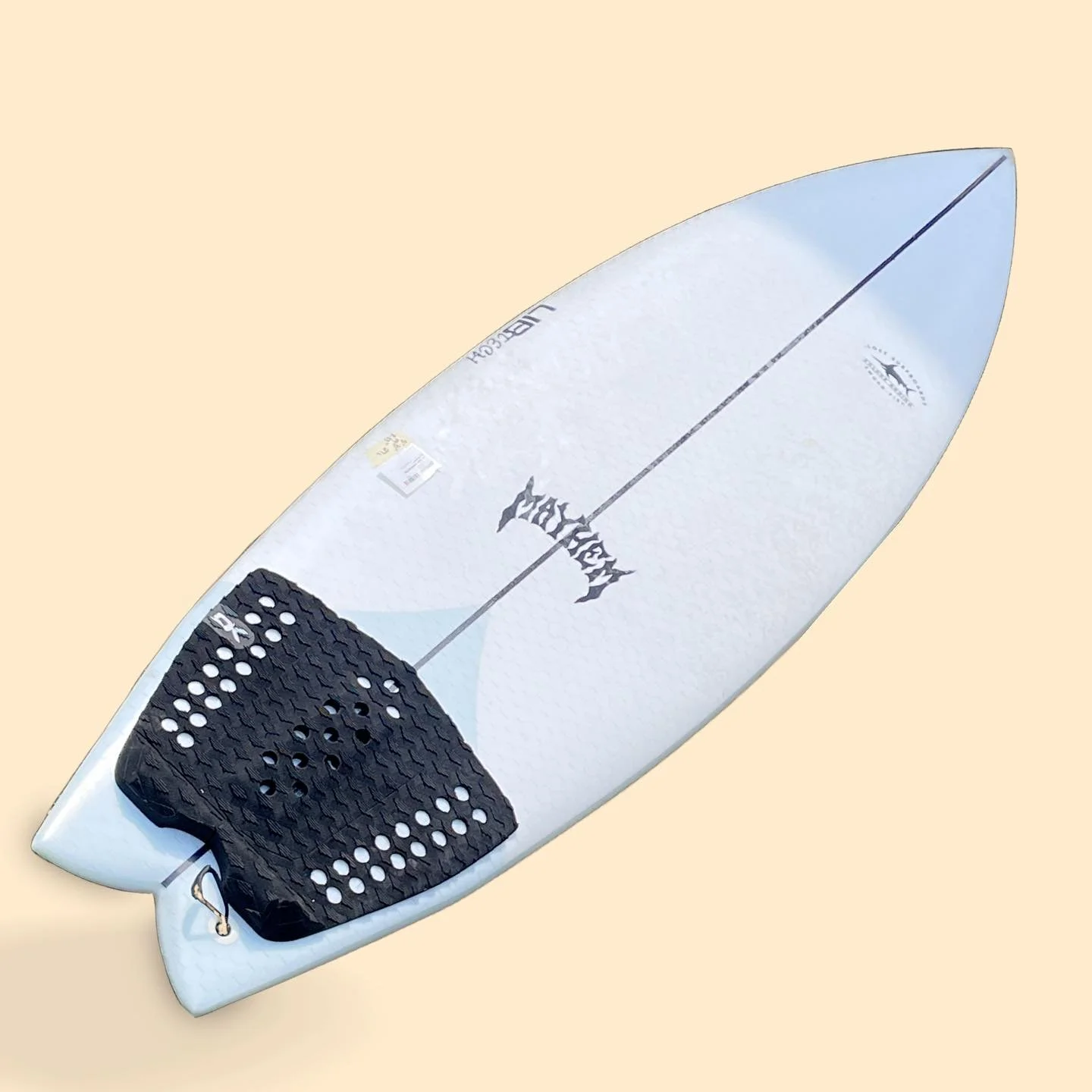 You&rsquo;ll have a swell time on this one!🏄🌊

Lib Tech Mayhem Fish Surfboard 
MSRP: $900 CC: $517 

Note : one repaired fin box