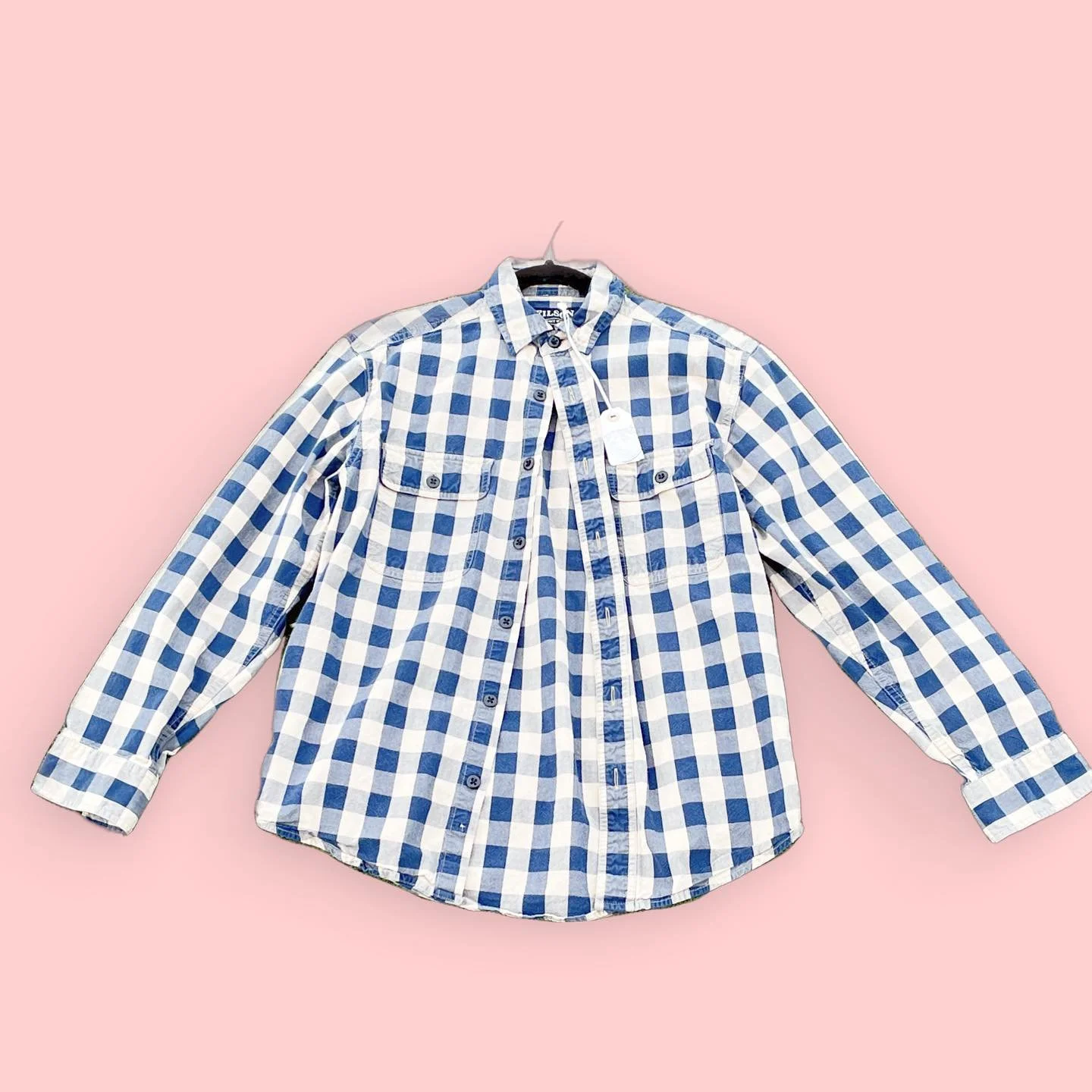 Are you in your lumberjack era? We&rsquo;ve got you covered with Filson, Pendleton and more!

Filson Cream/Blue Cotton Button Up
MSRP: $81
Cc: $24
Size: XS 

&lt;&mdash; to &mdash;&gt;
High Sierra Wool M $25
Pendleton Wool L $29
Filson Cotton M $31
P